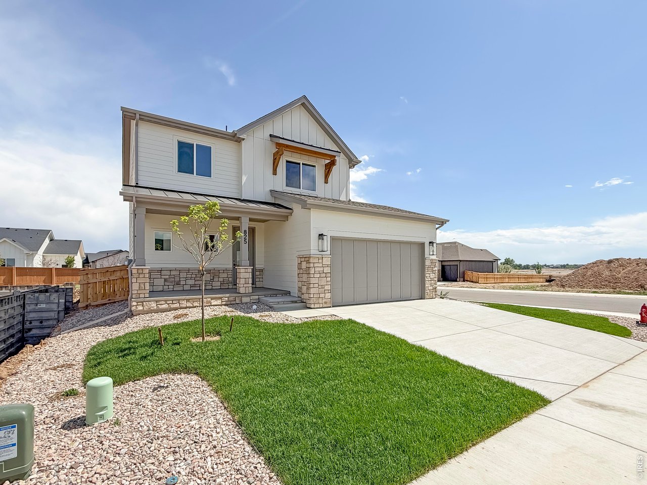 825 Doubleleaf Dr