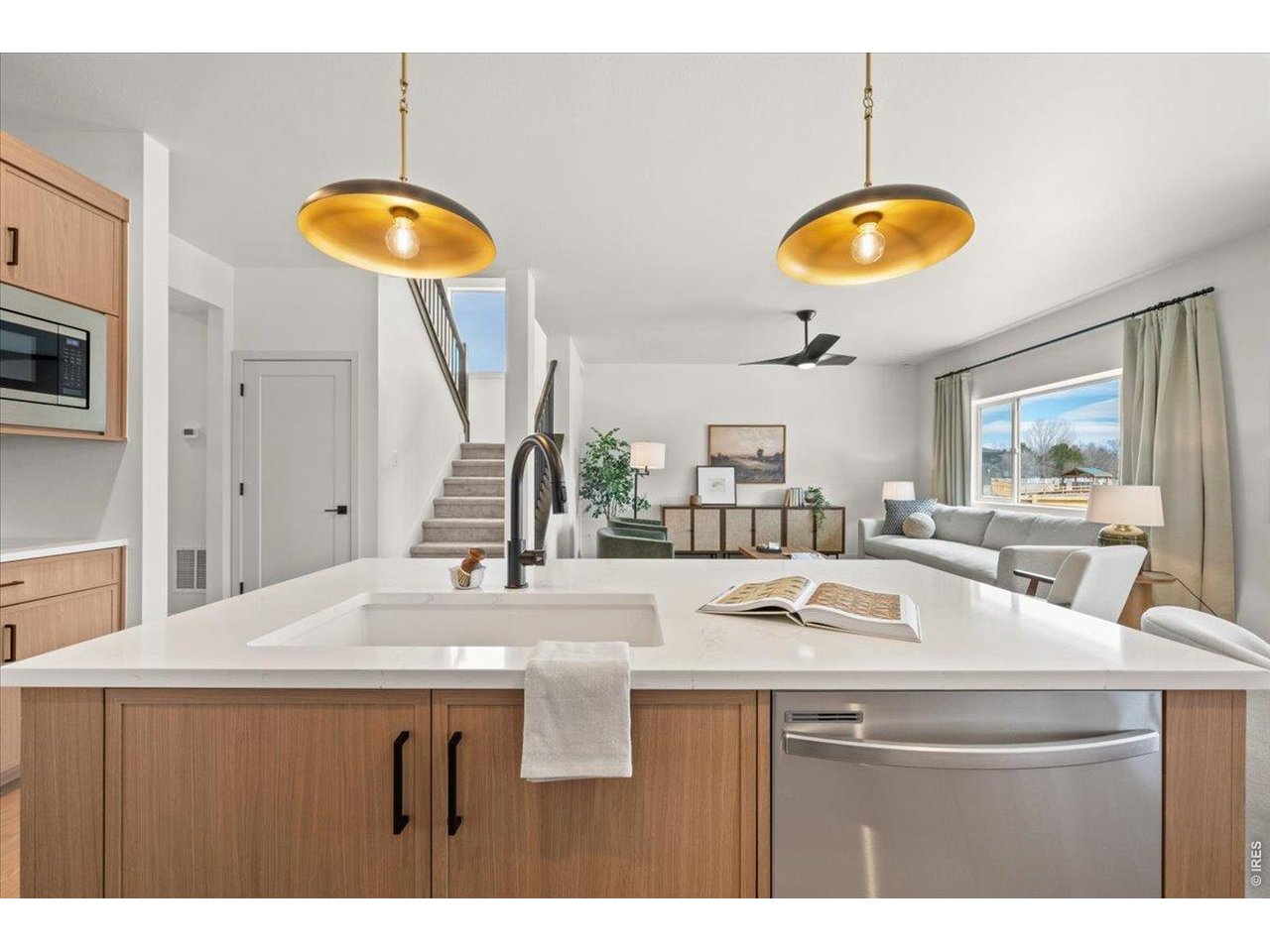 825 Doubleleaf Dr