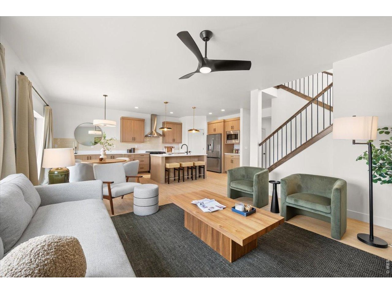 825 Doubleleaf Dr