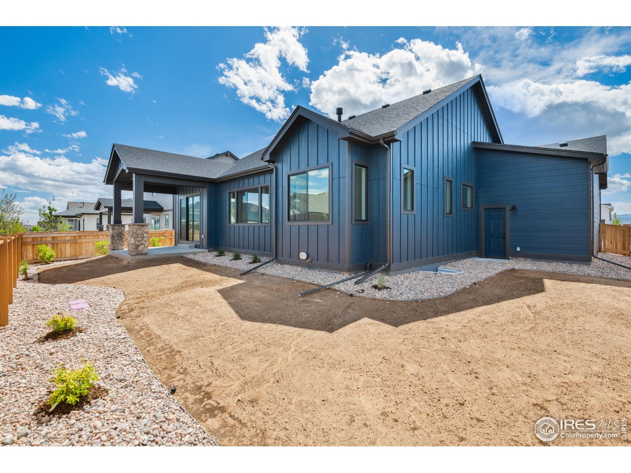 823 Clydesdale Ln