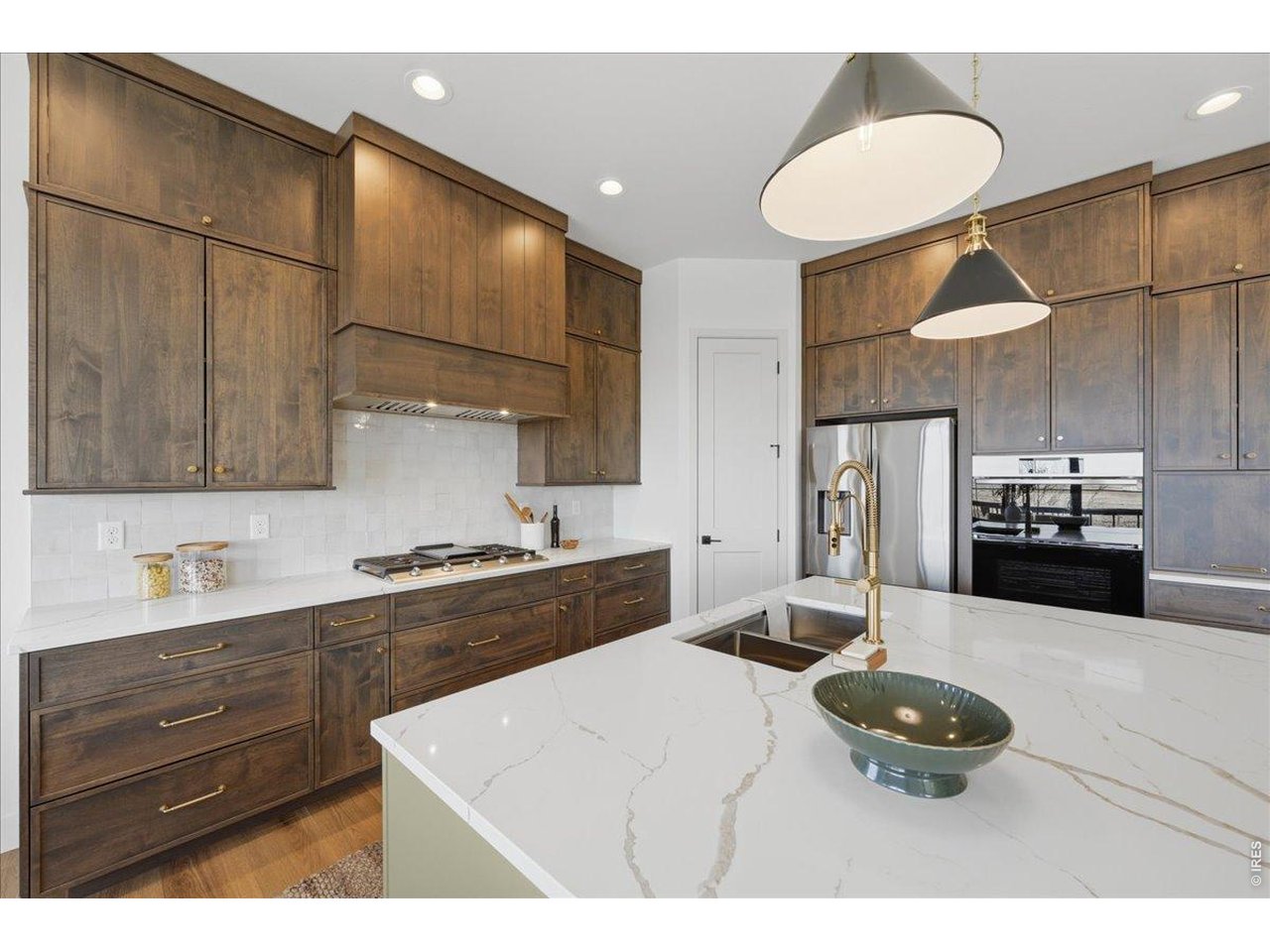 8 Blue Fortune Ct