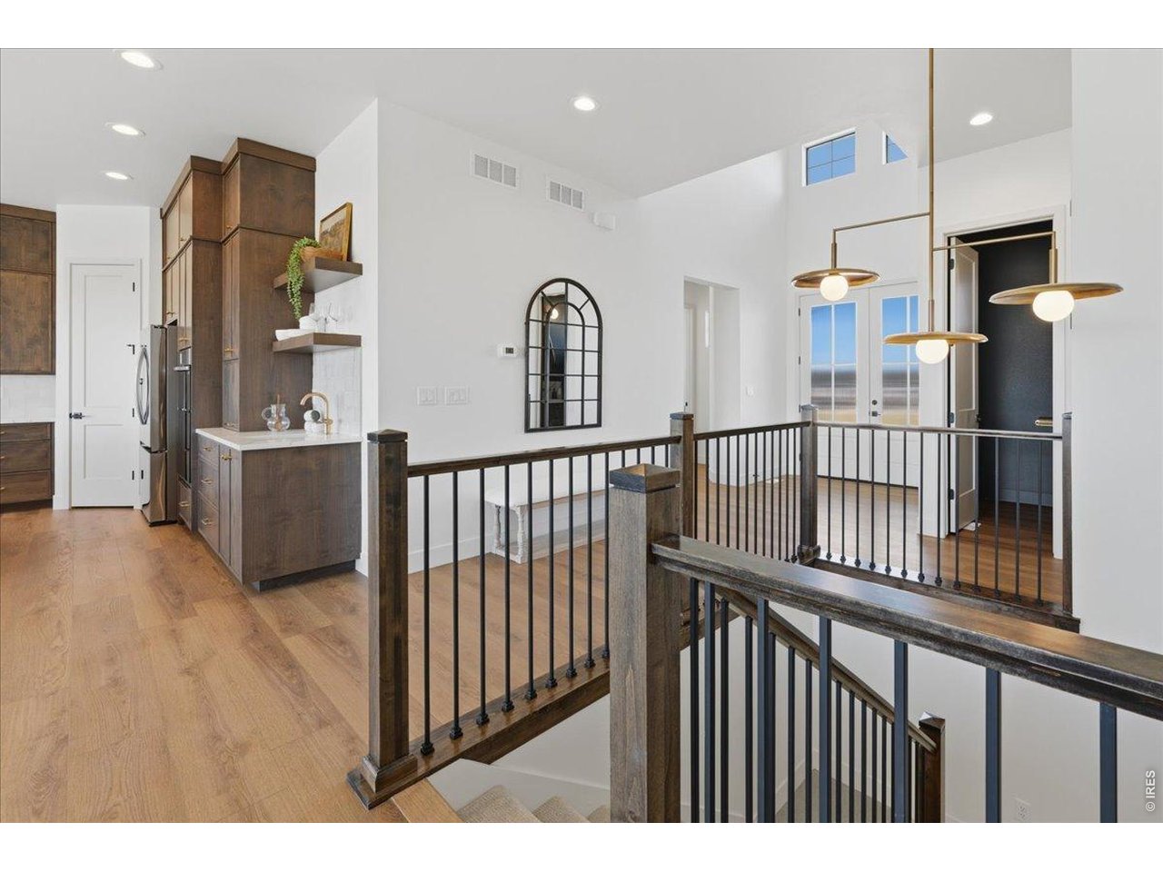 8 Blue Fortune Ct