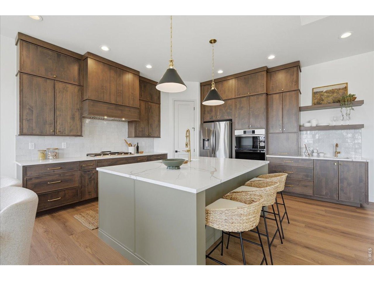 8 Blue Fortune Ct
