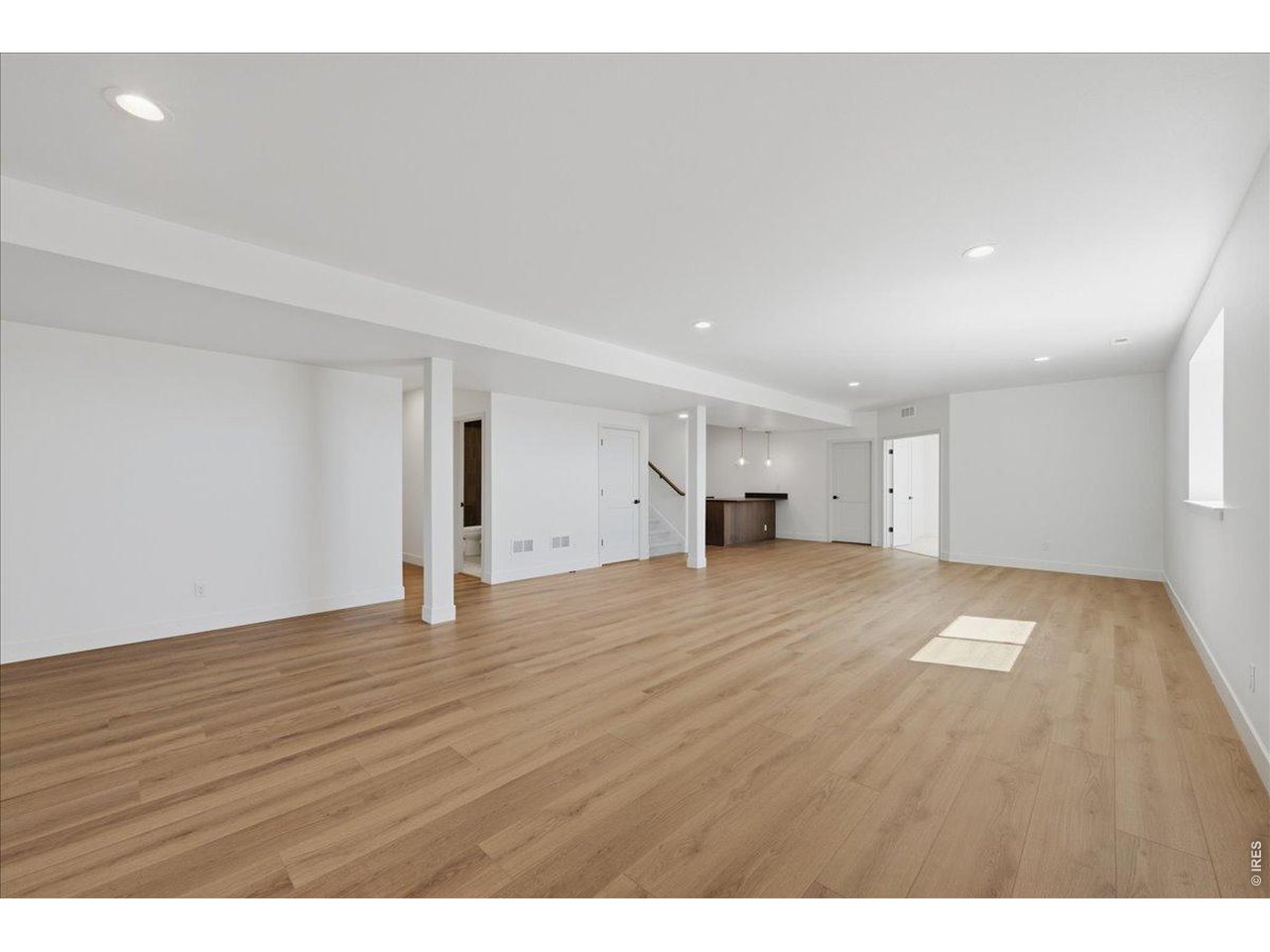 8 Blue Fortune Ct