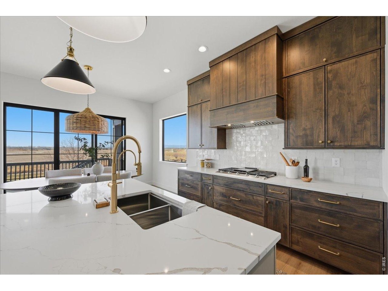 8 Blue Fortune Ct