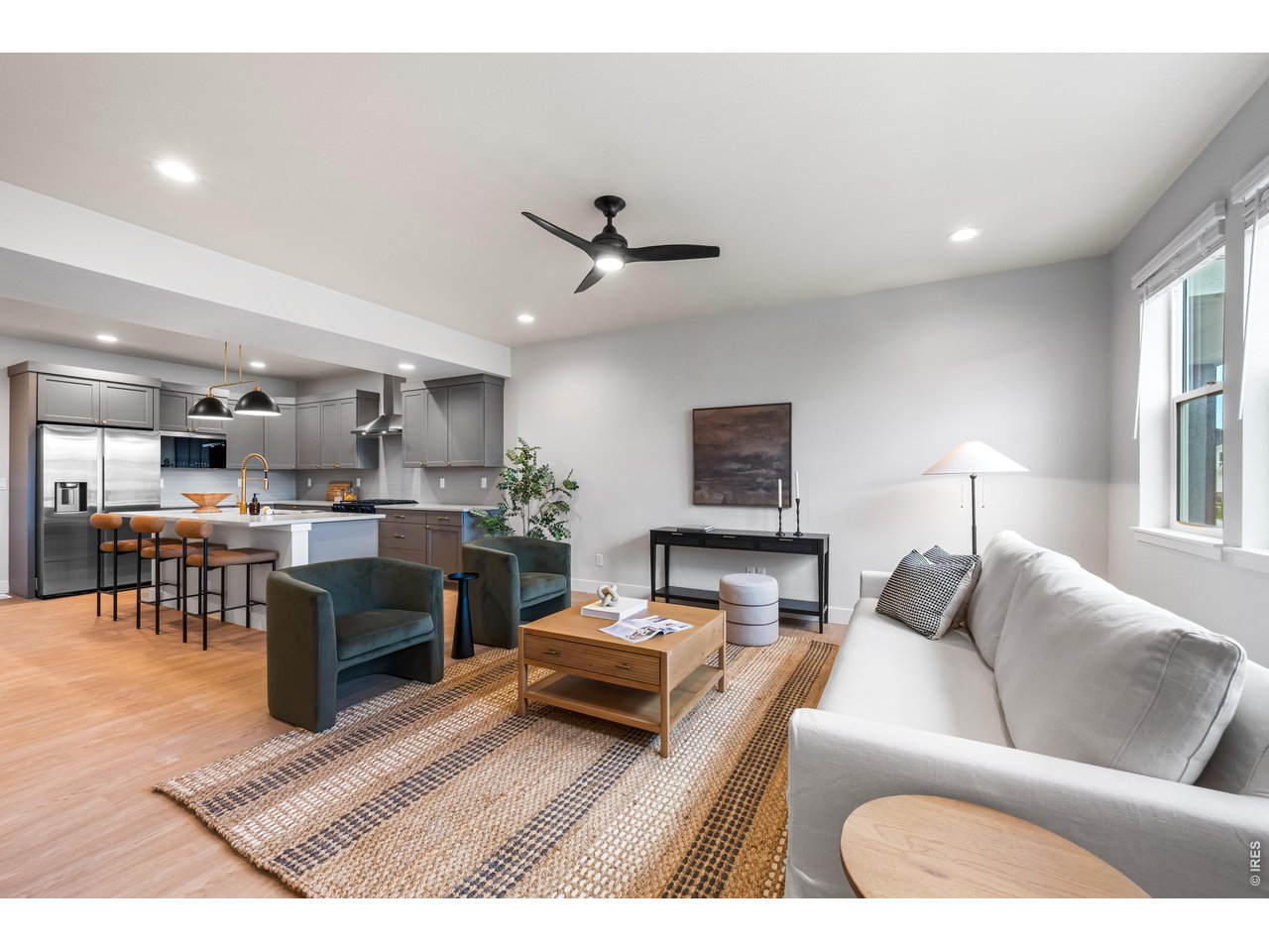 648 Greenspire Dr V-6