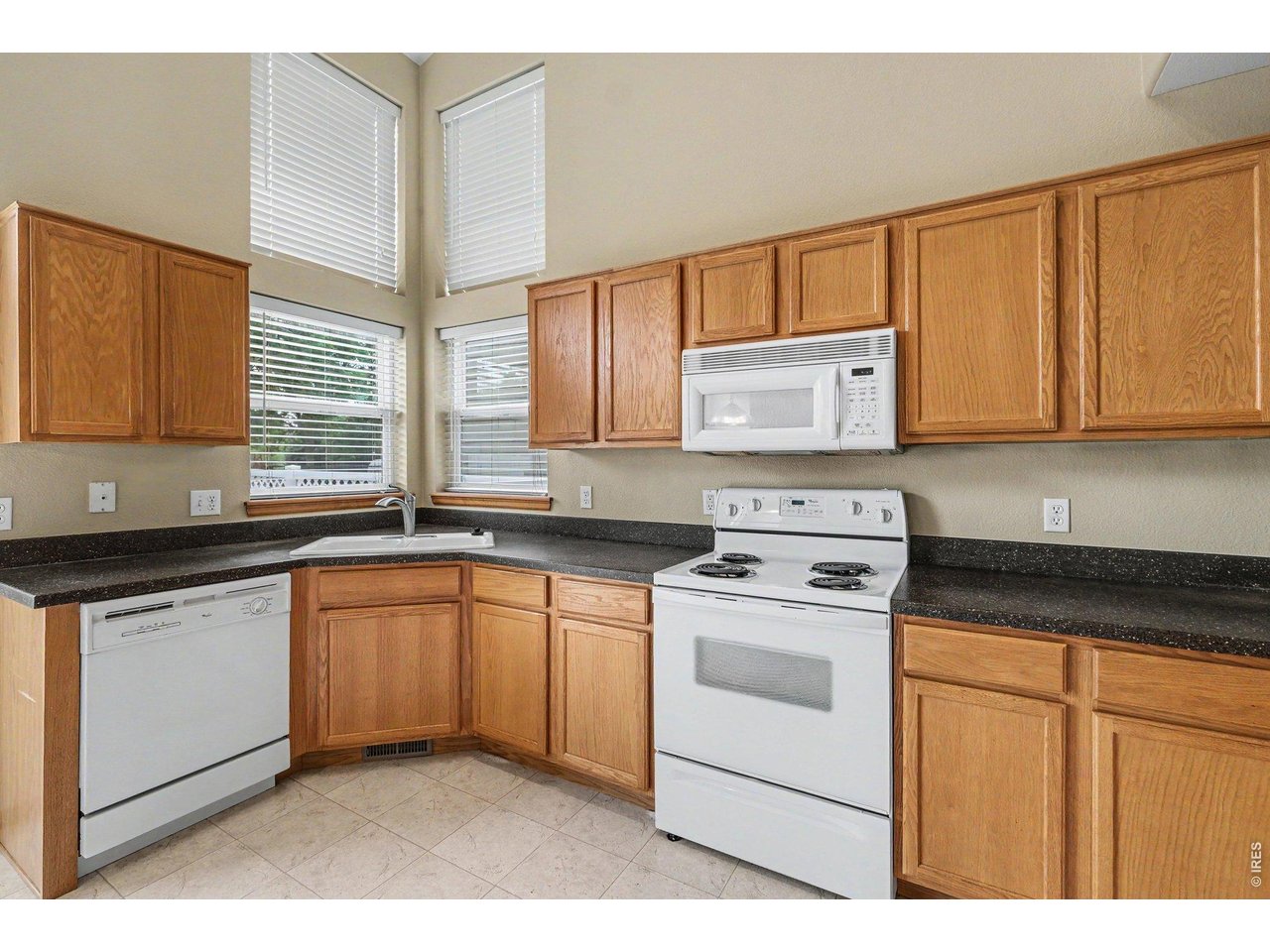 123 Rock Bridge Ct