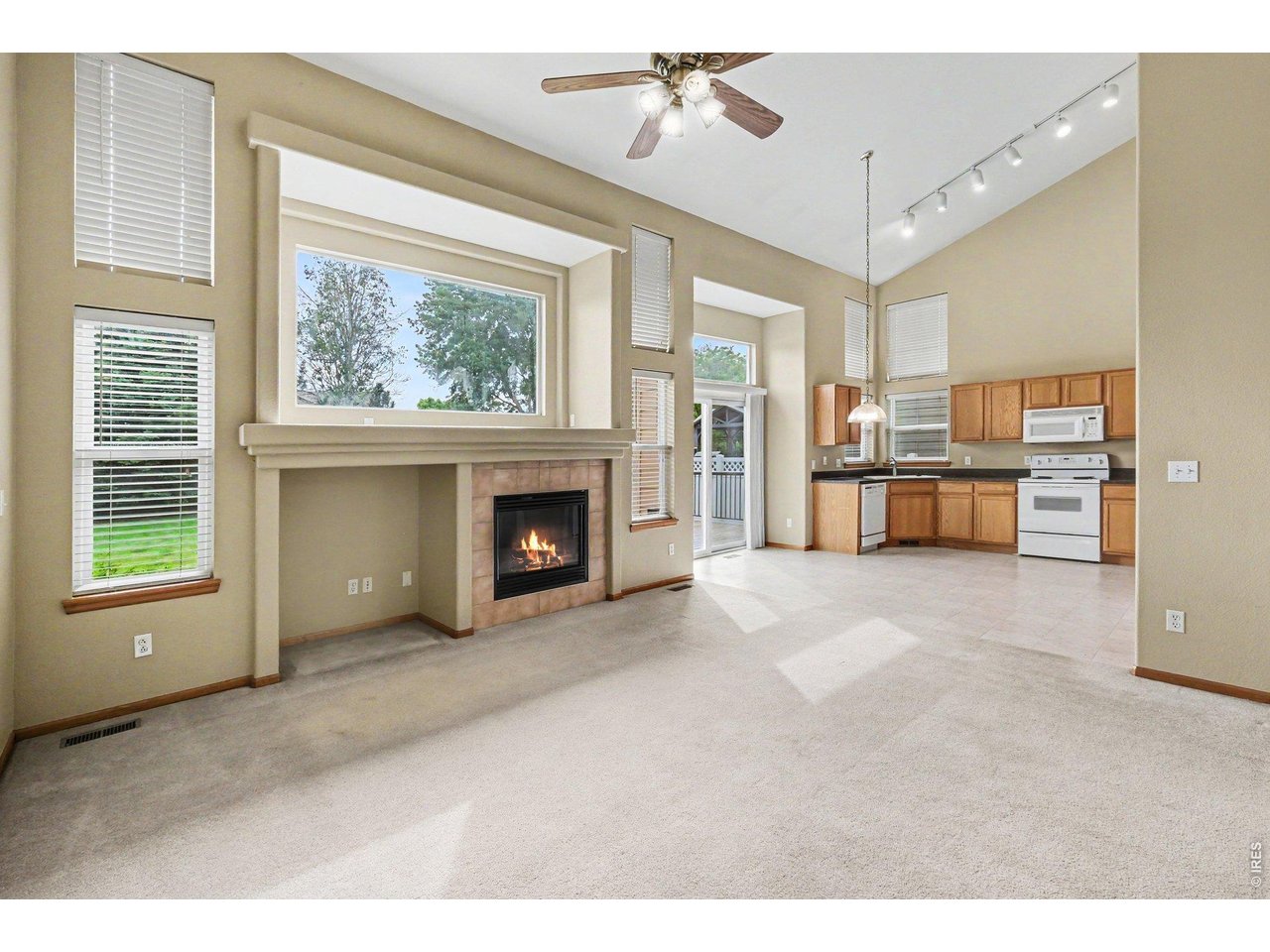 123 Rock Bridge Ct