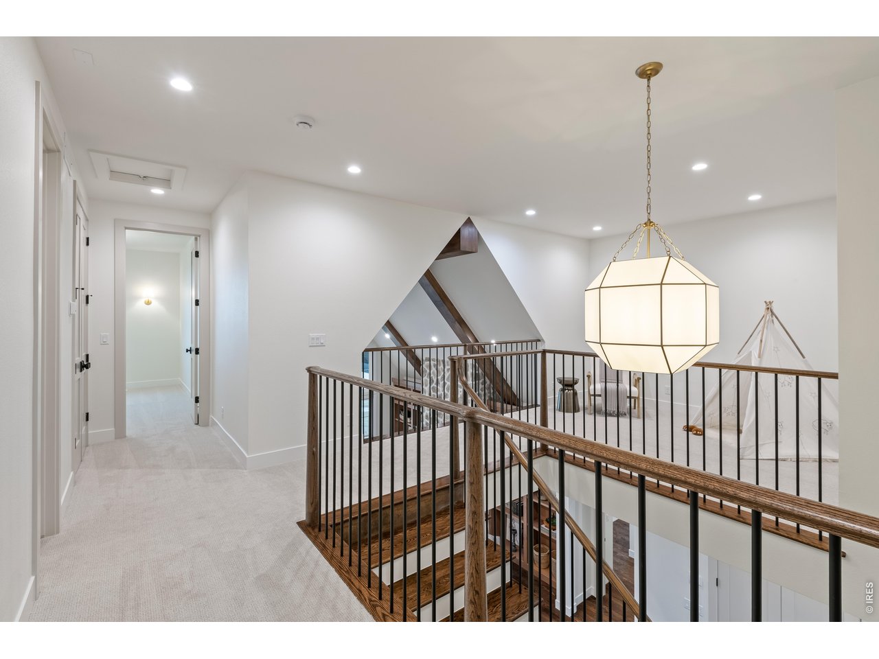 186 Blue Fortune Dr
