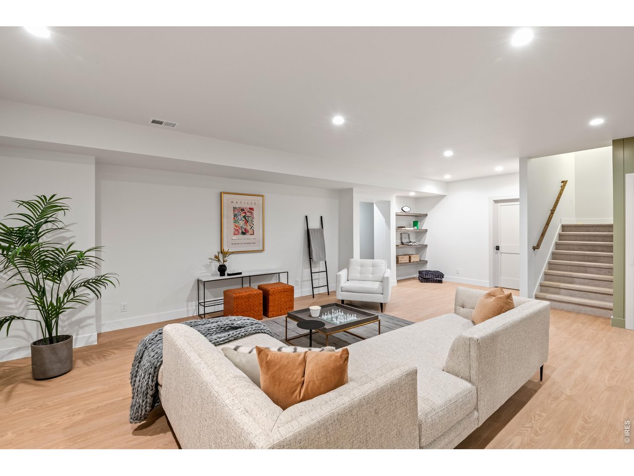 186 Blue Fortune Dr
