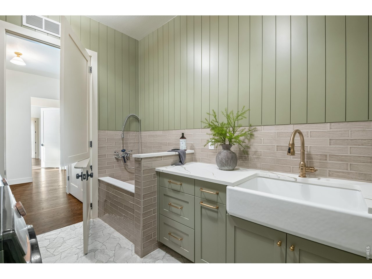 186 Blue Fortune Dr