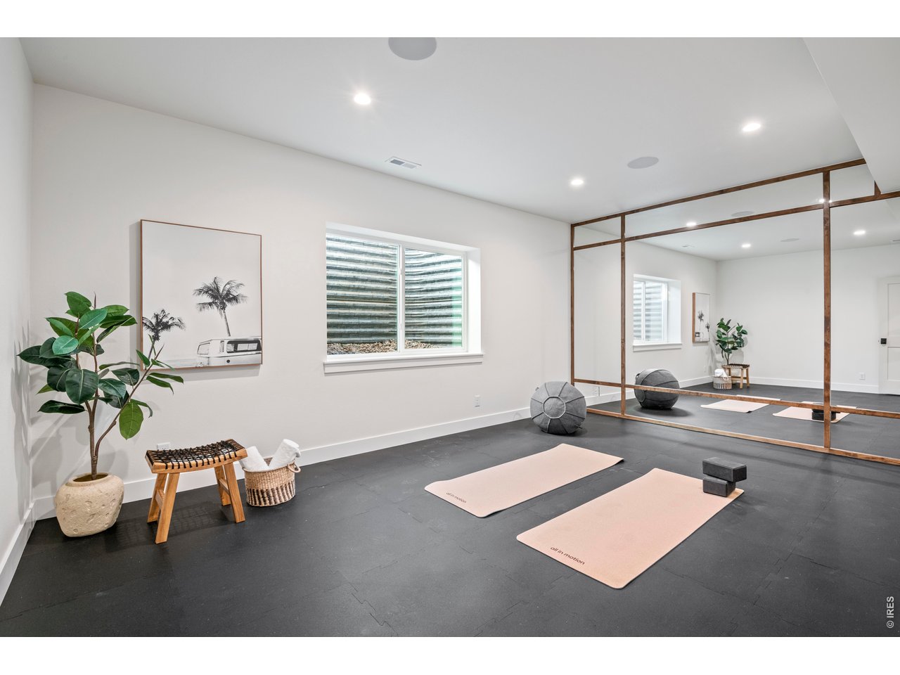 186 Blue Fortune Dr