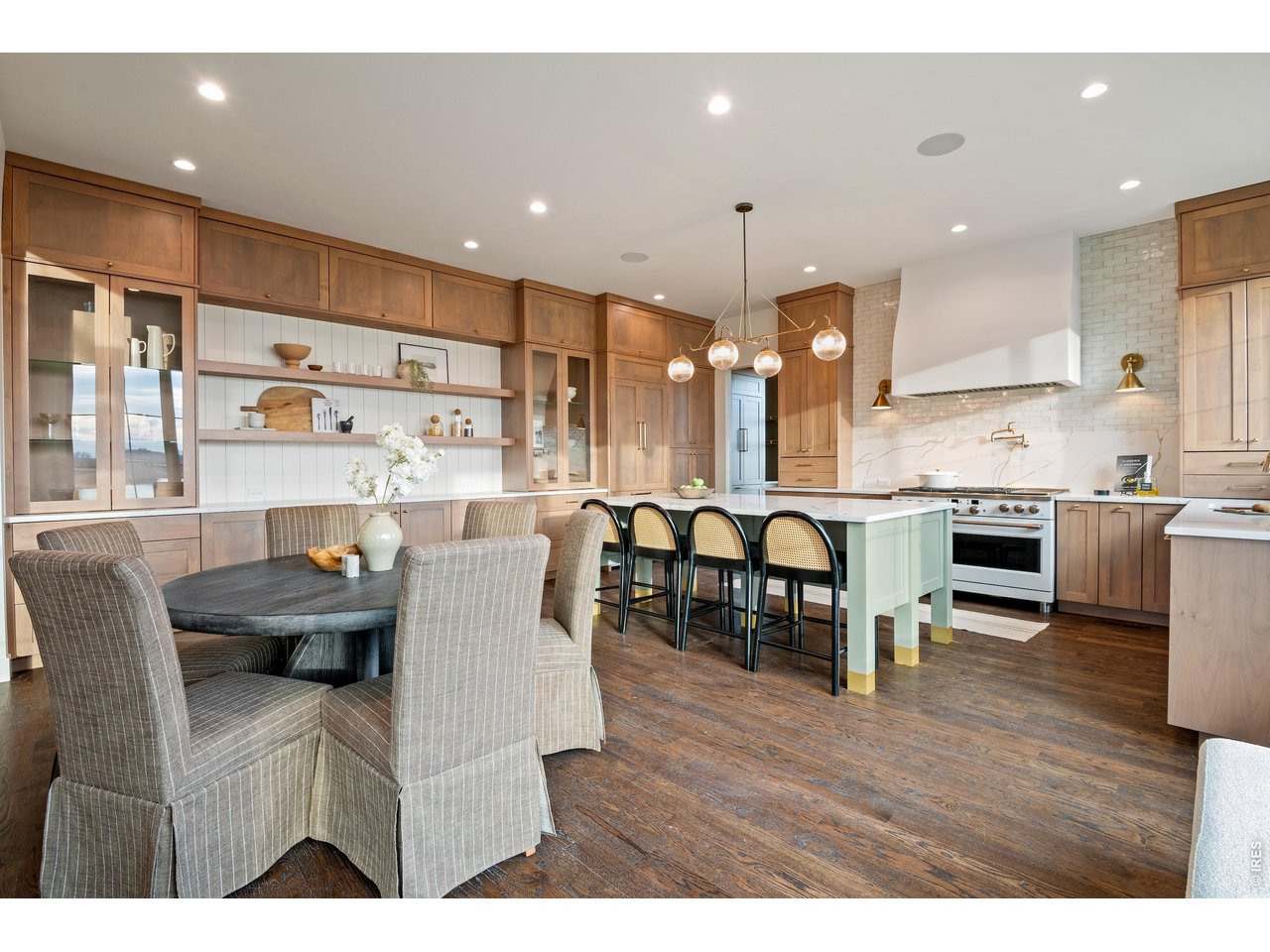 186 Blue Fortune Dr
