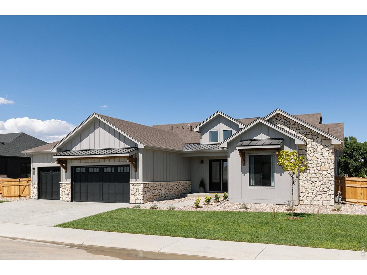 66 Blue Fortune Dr