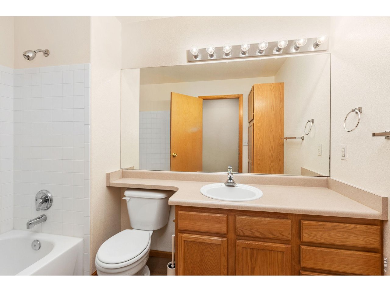 123 Rock Bridge Ct