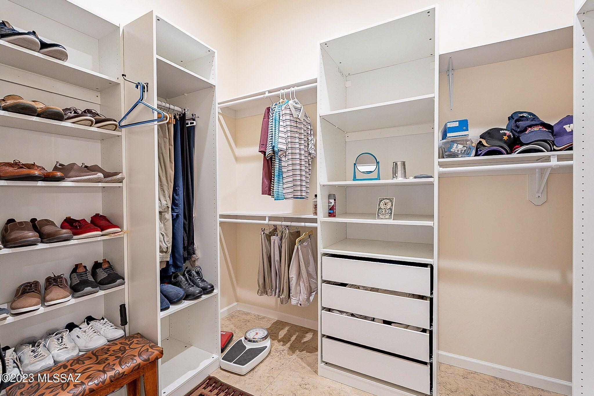 1575 N Fern Cliffs Court