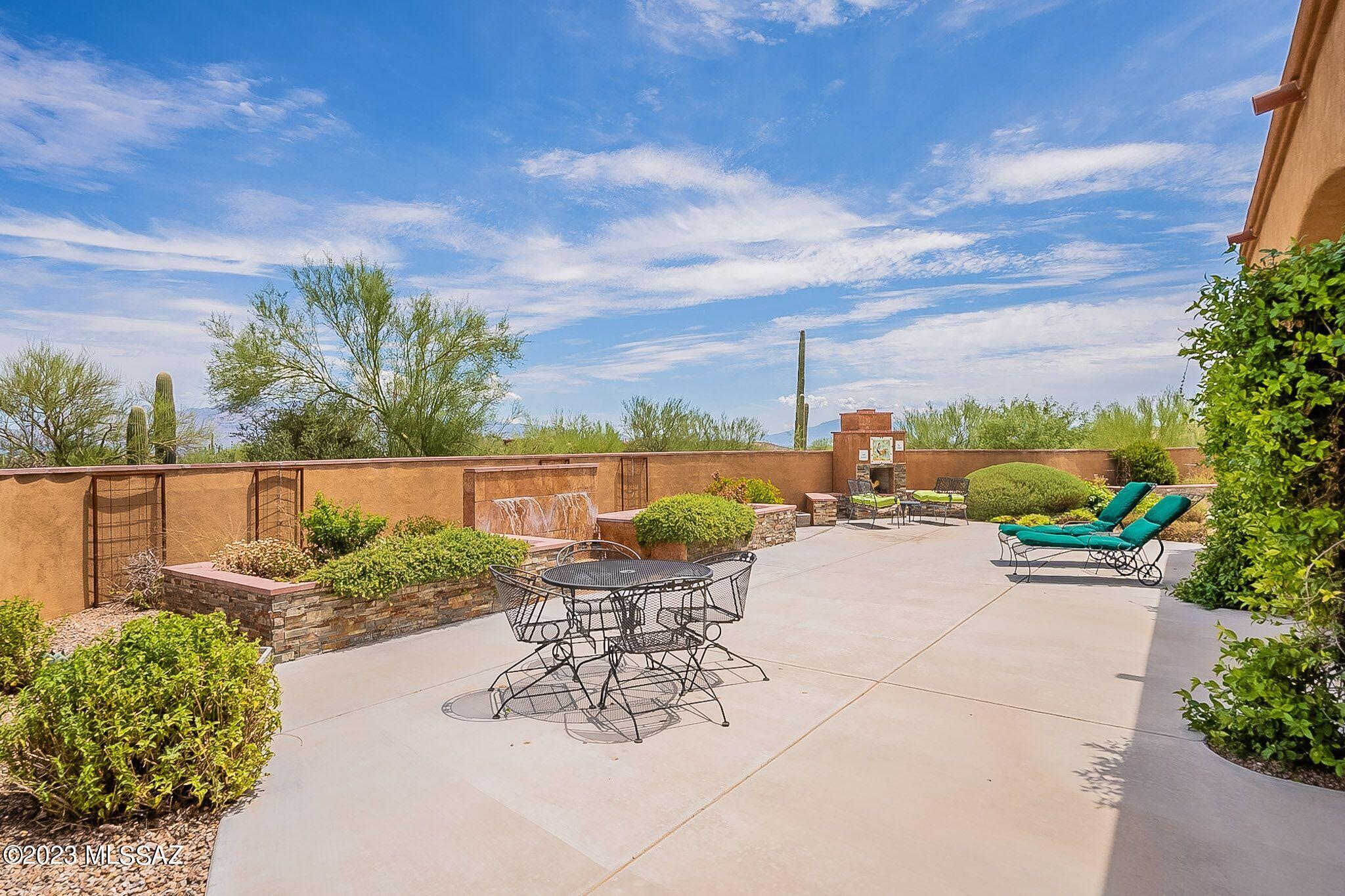 1575 N Fern Cliffs Court