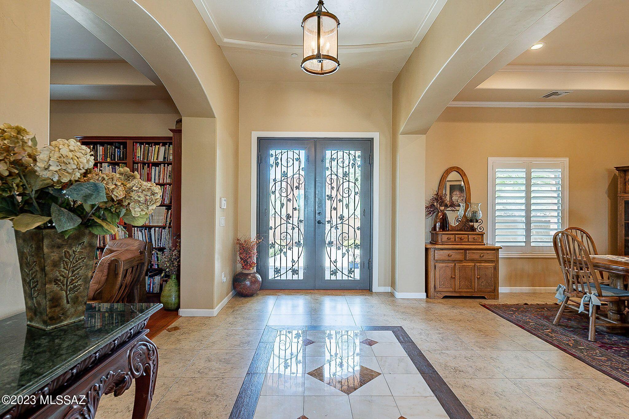 1575 N Fern Cliffs Court