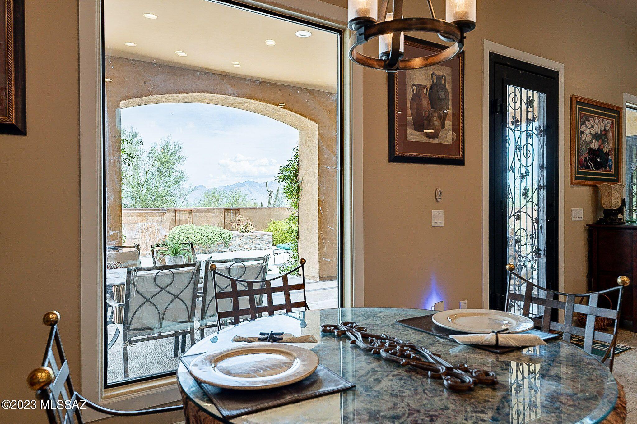 1575 N Fern Cliffs Court