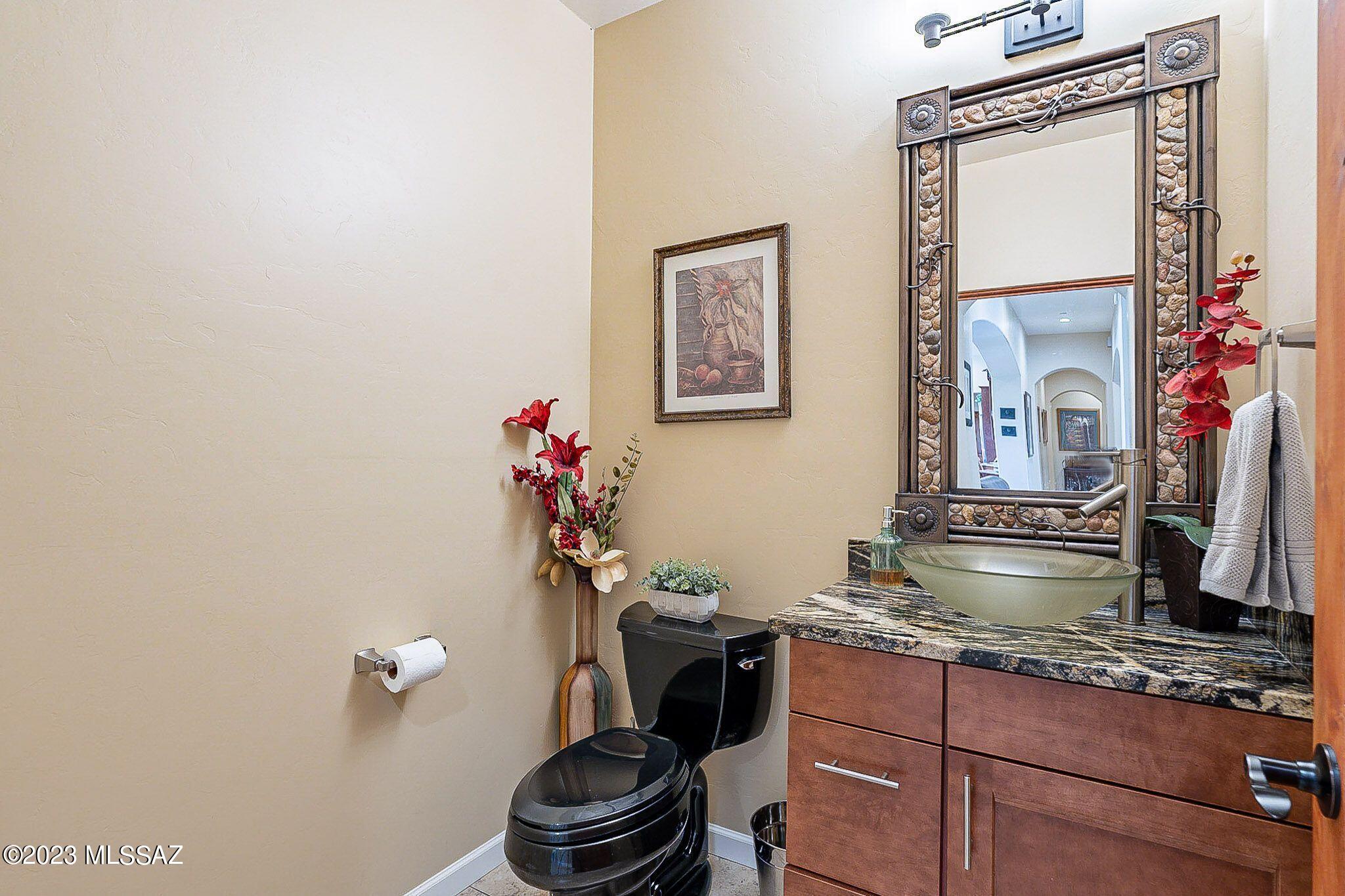 1575 N Fern Cliffs Court