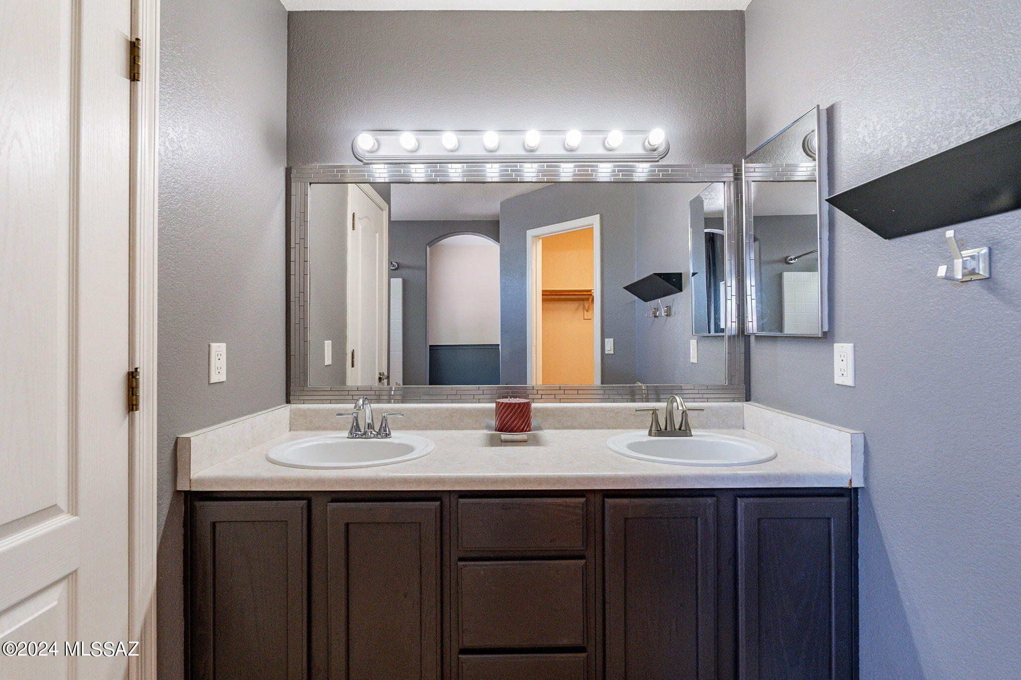 2952 N Bronze Creek Way