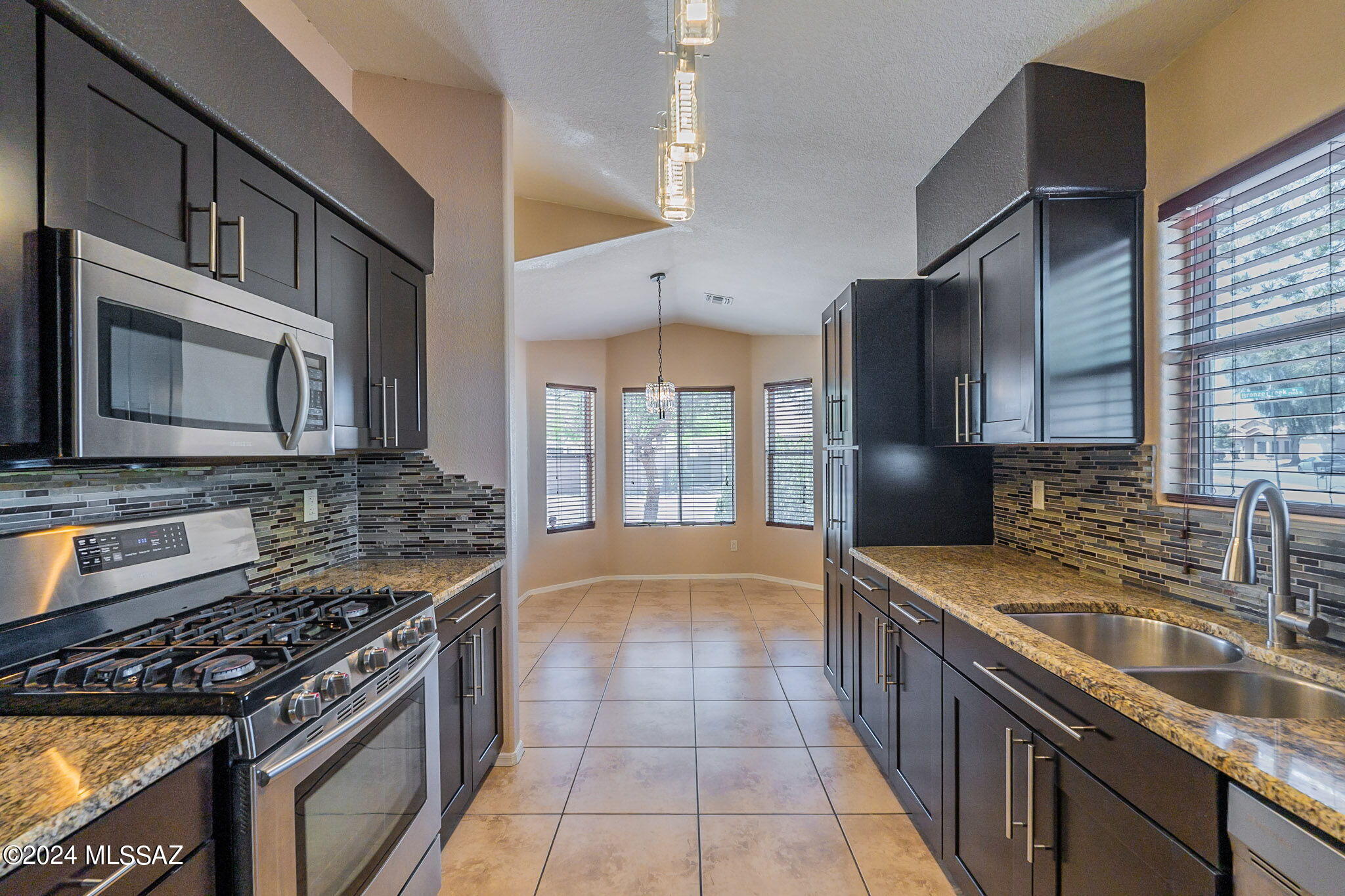 2952 N Bronze Creek Way