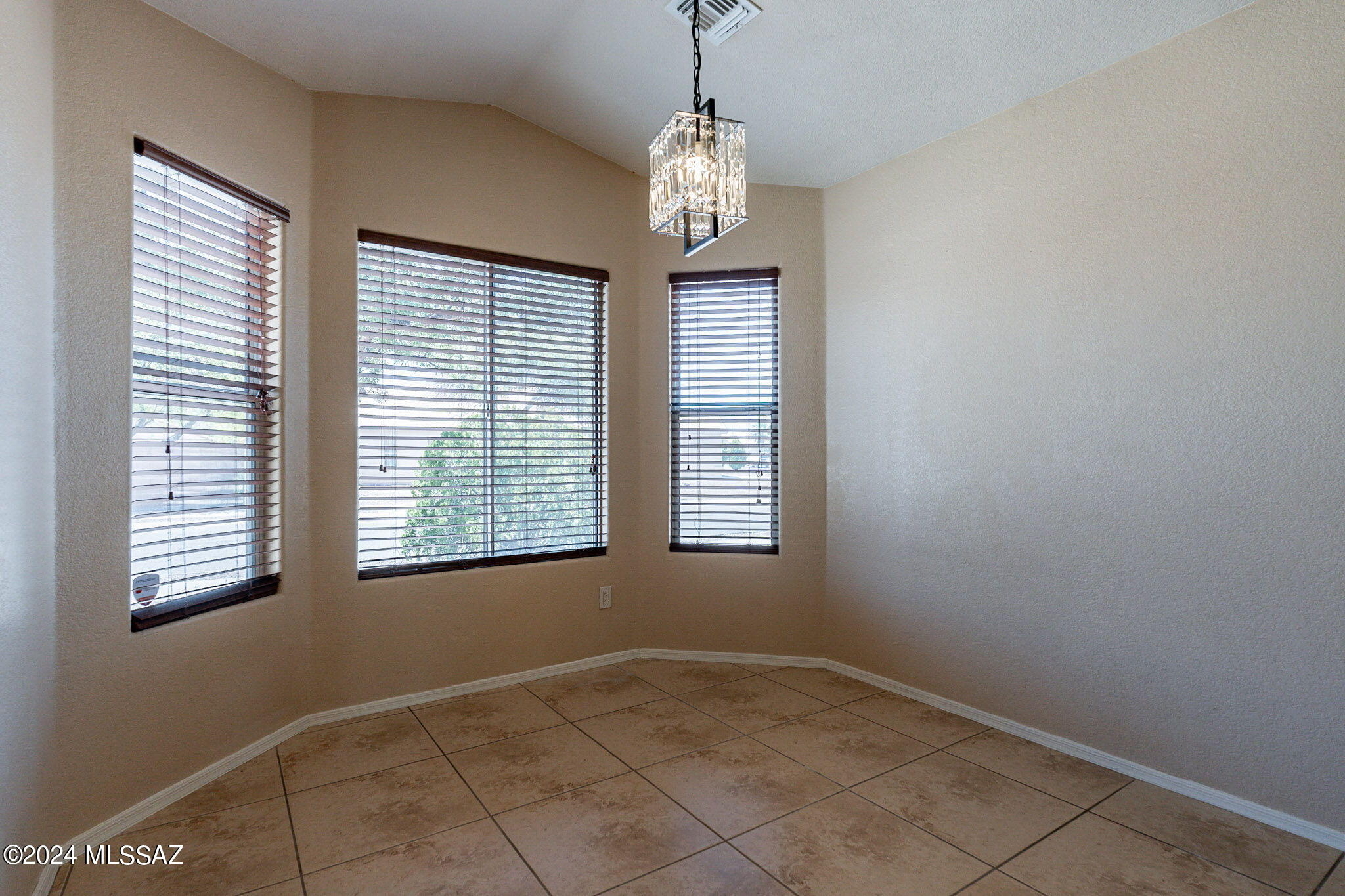 2952 N Bronze Creek Way