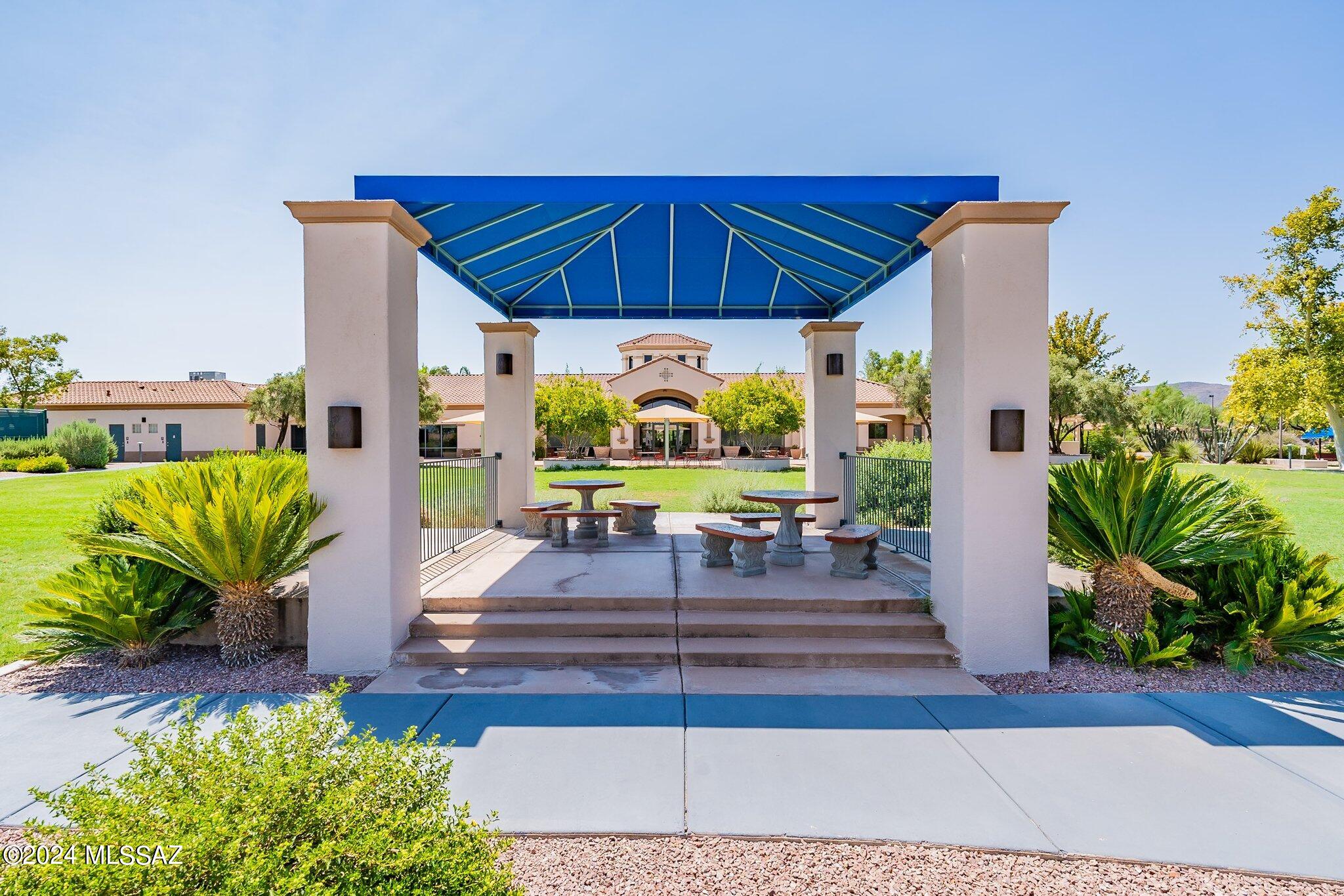 8121 W Wandering Spring Way