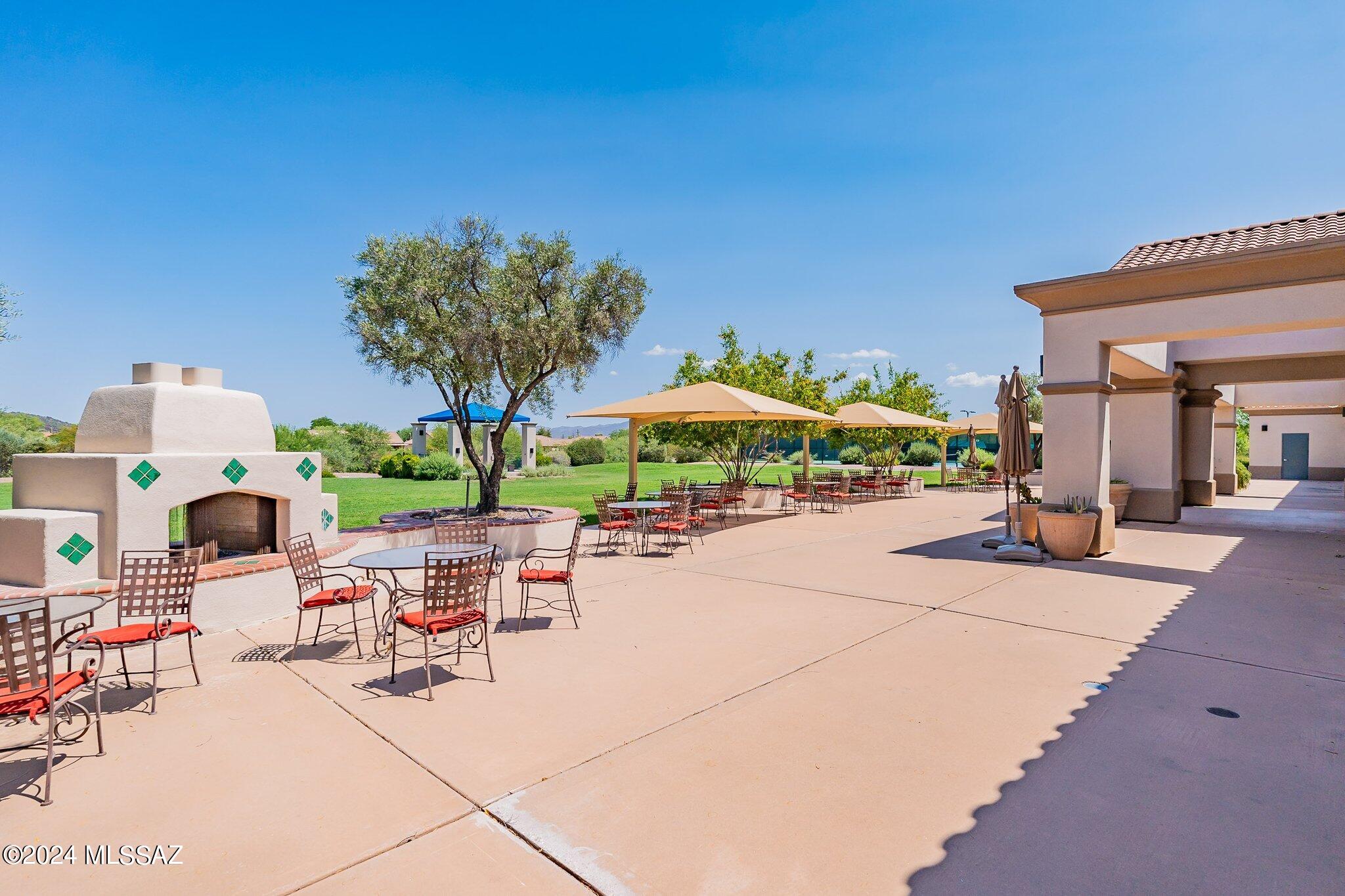 8121 W Wandering Spring Way