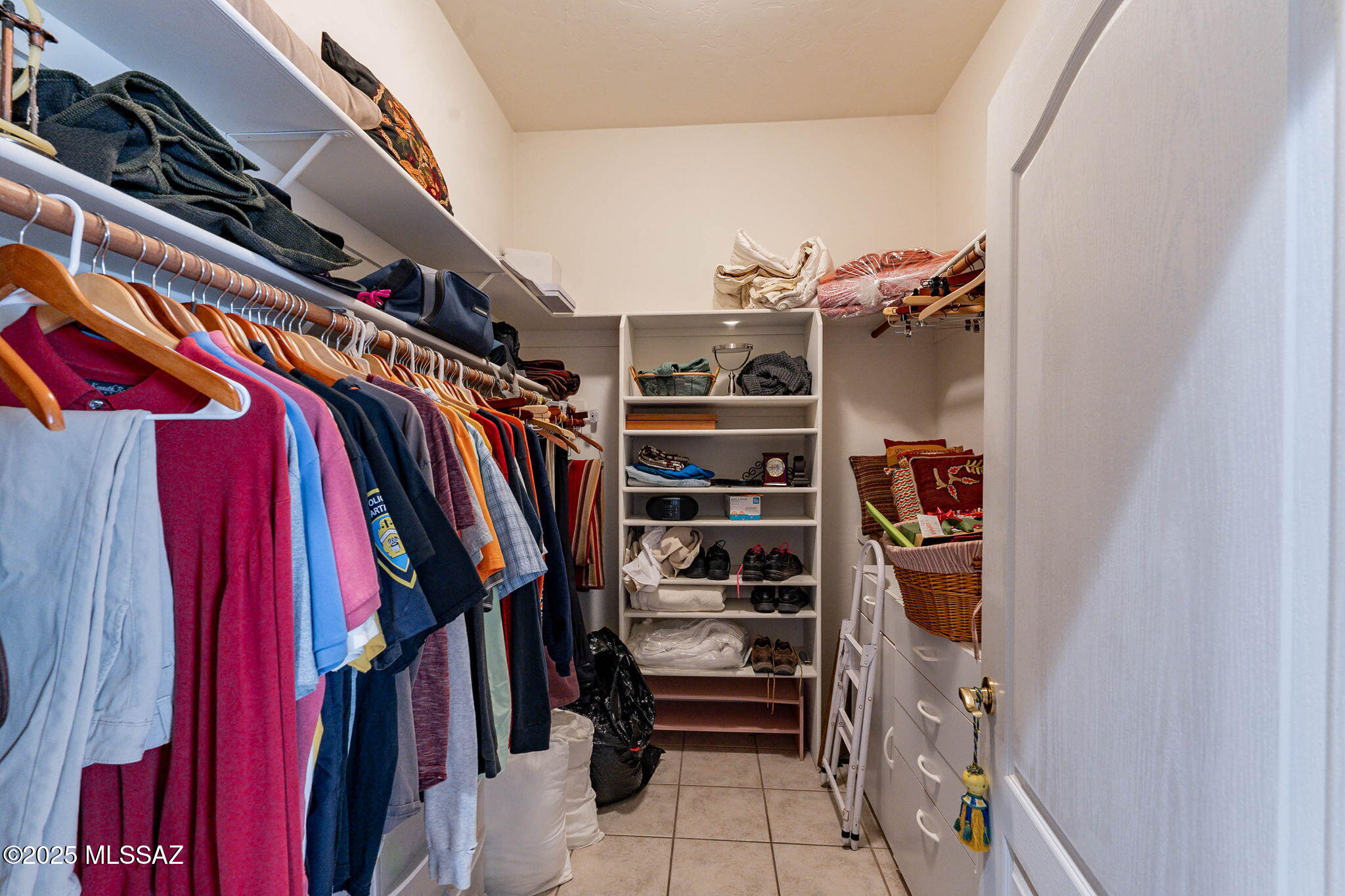 374 W Continental Vista Place