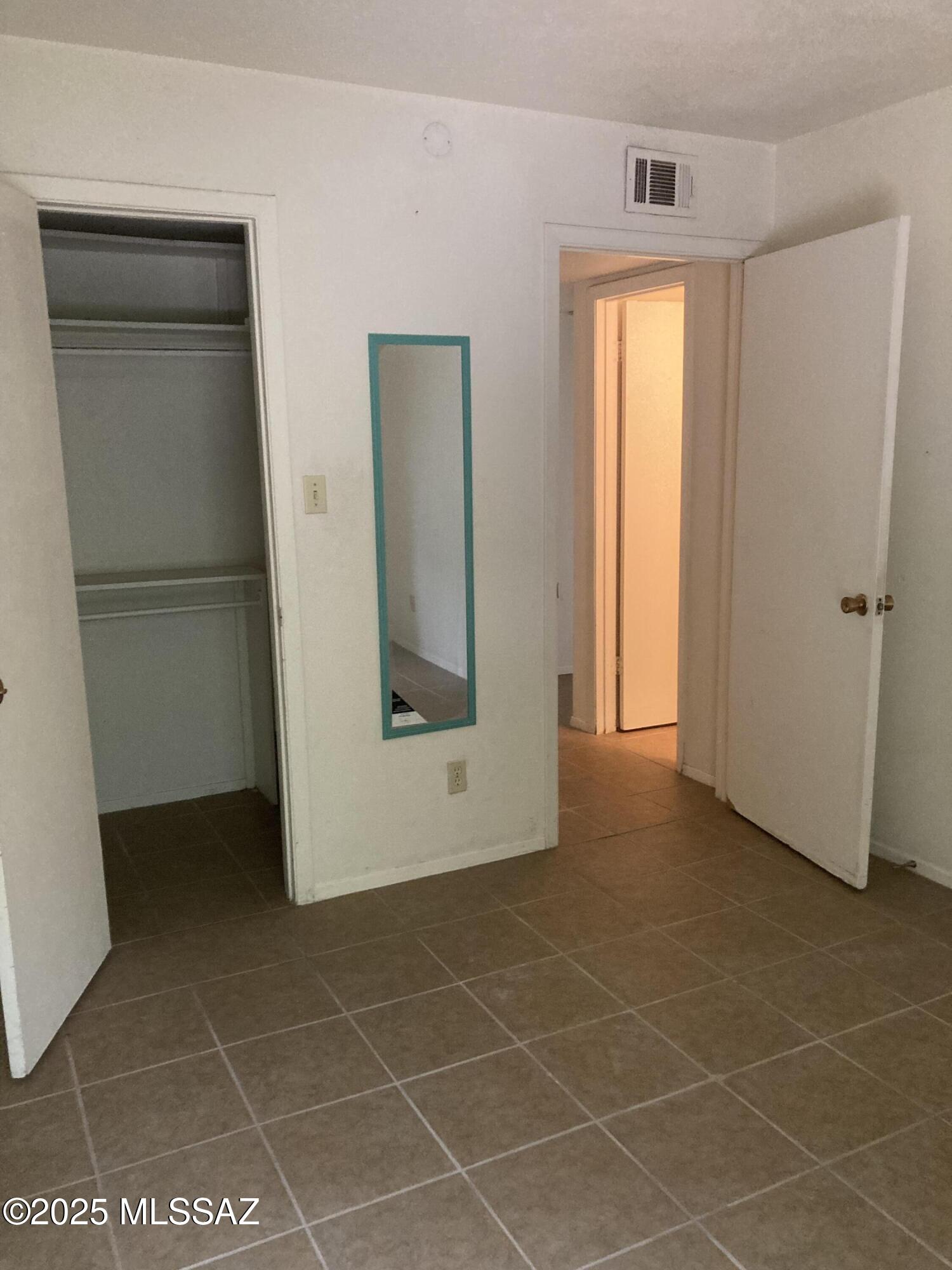 1620 N Wilmot Road F223