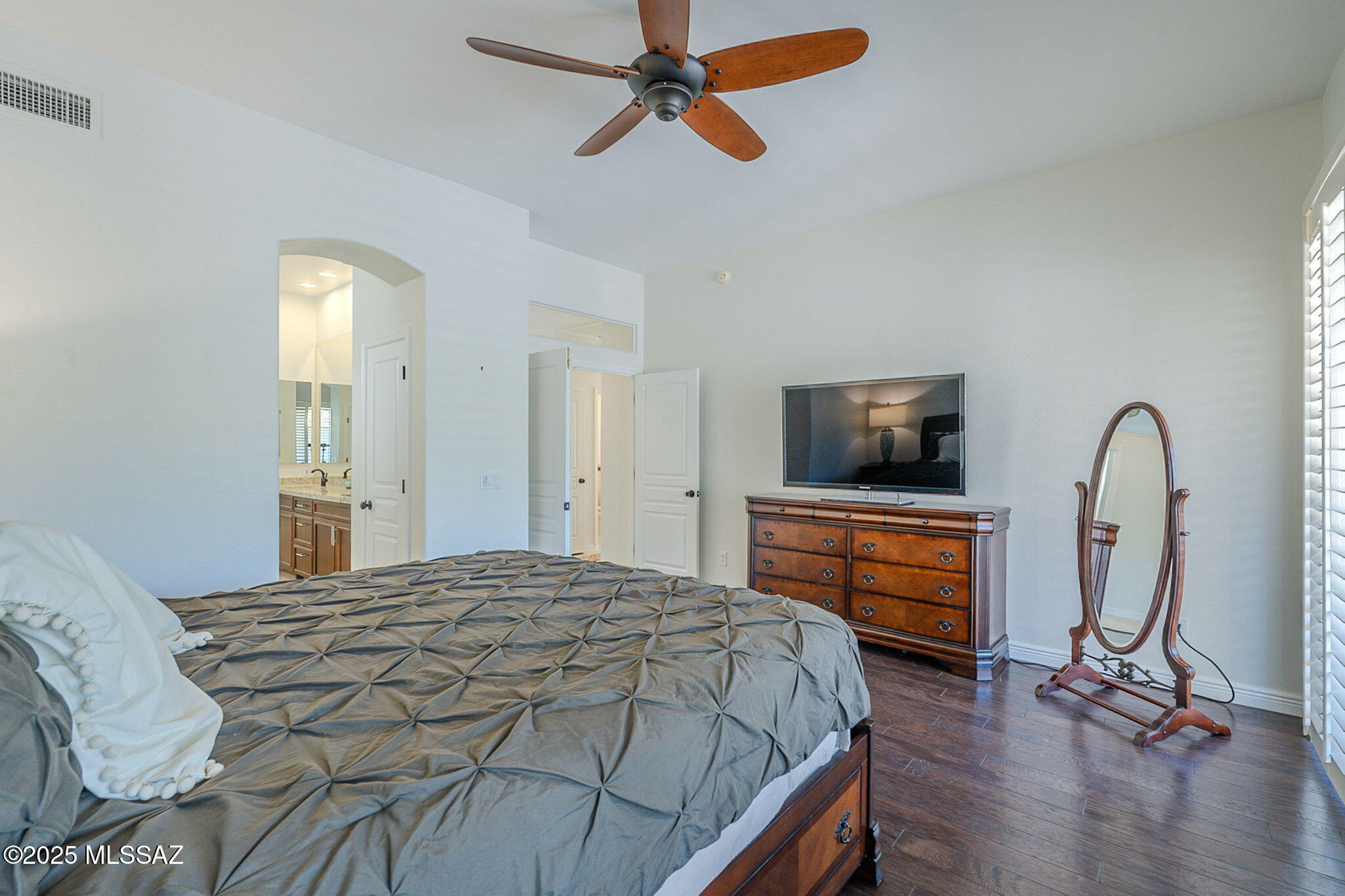 5111 N Fairway Heights Drive