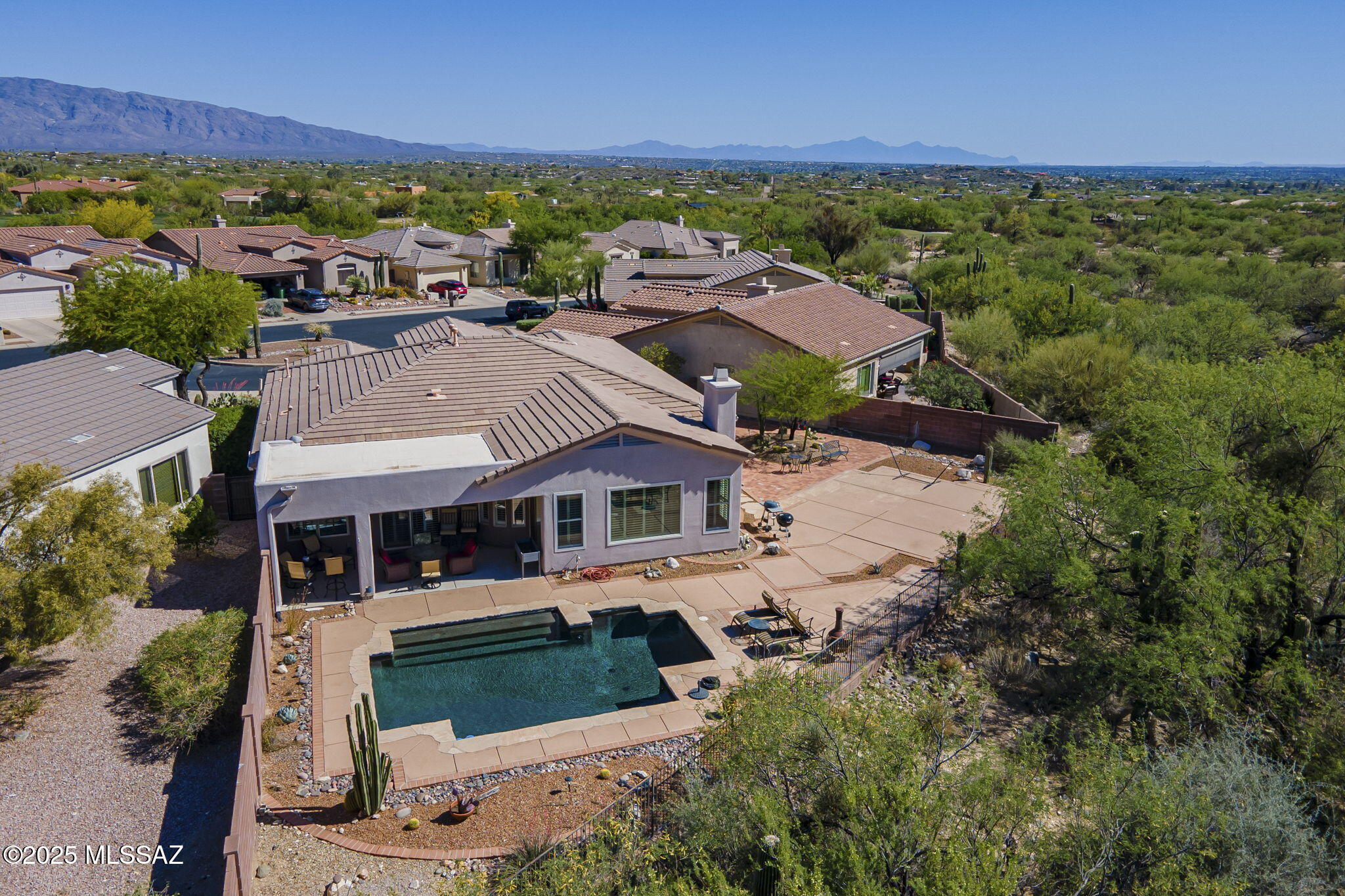 5111 N Fairway Heights Drive