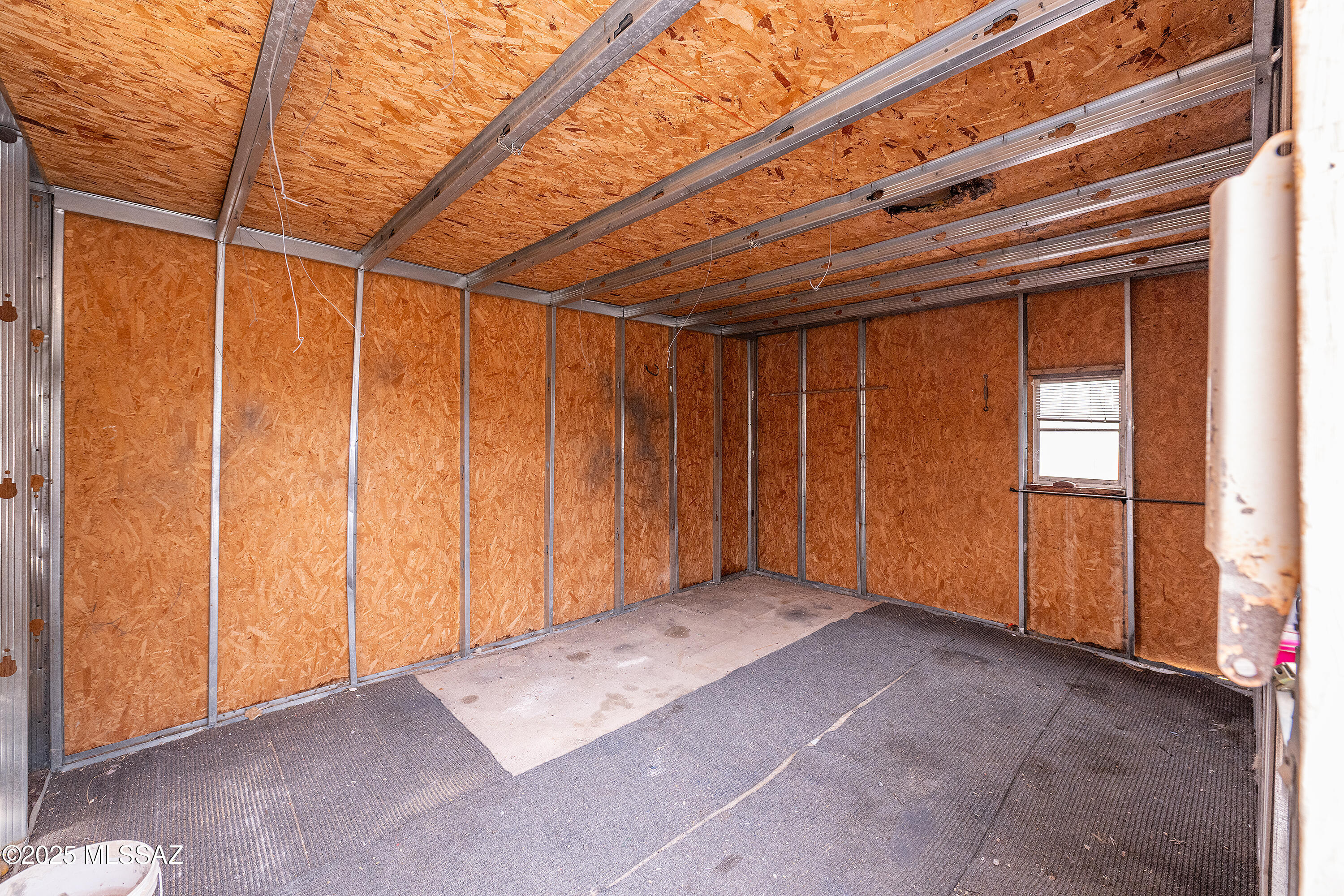 2338 E Parkside Drive