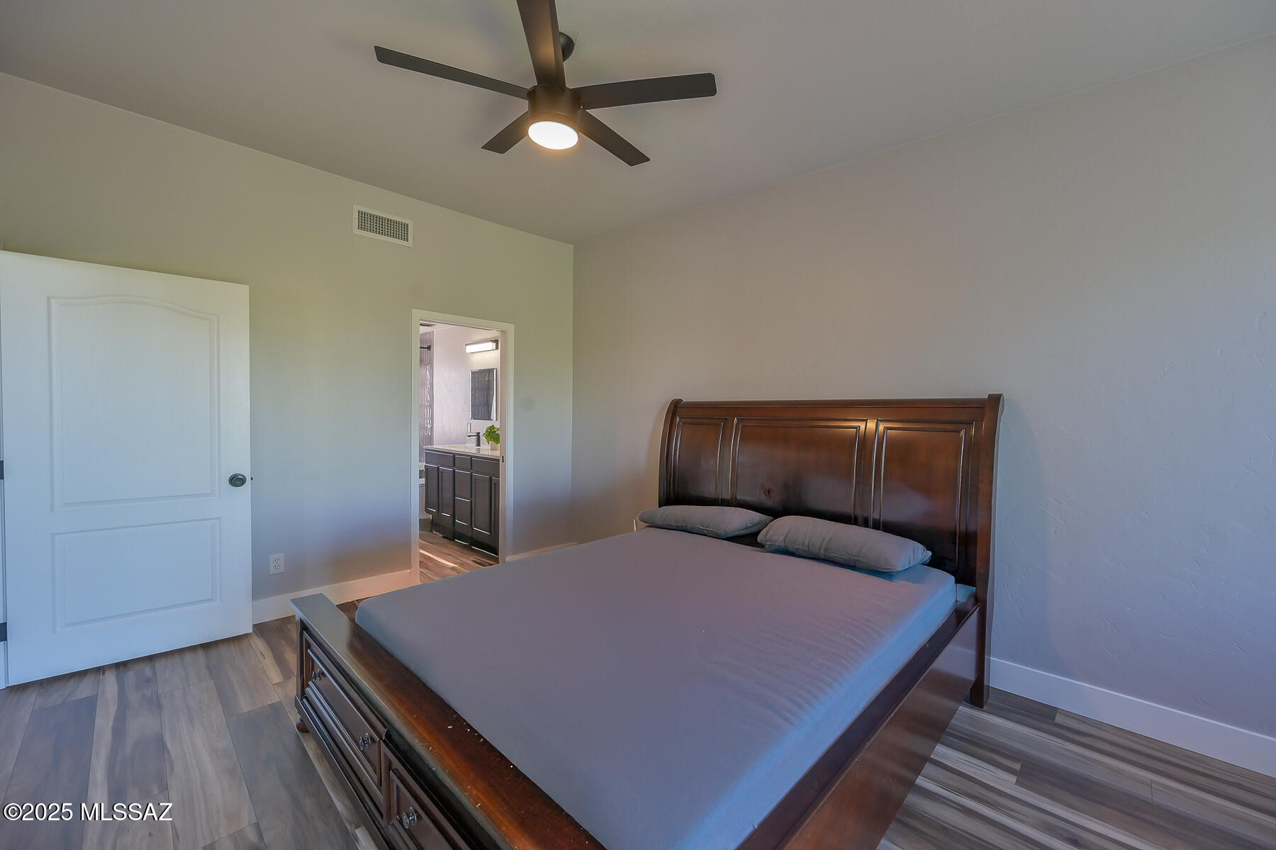 8101 N Tucson National Place Unit: 18