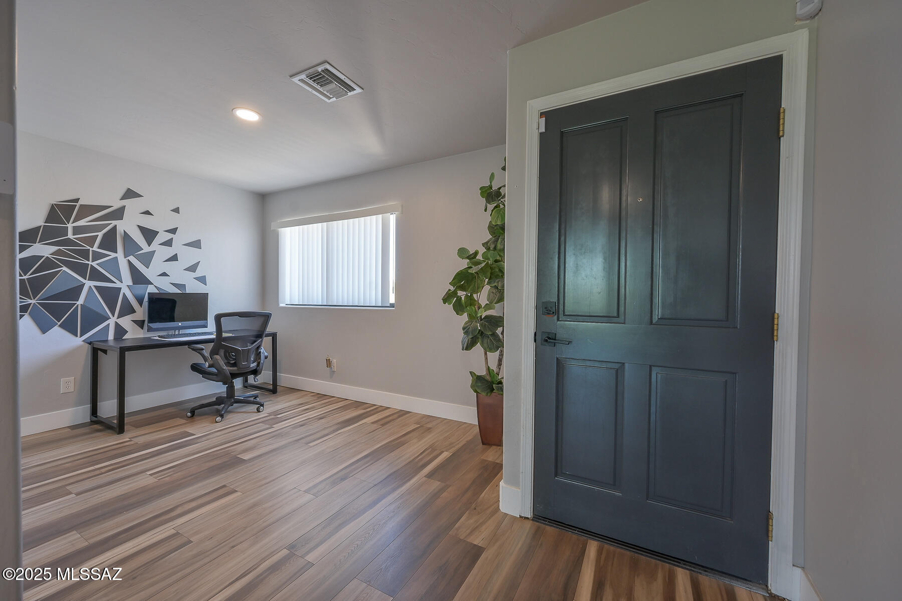 8101 N Tucson National Place Unit: 18