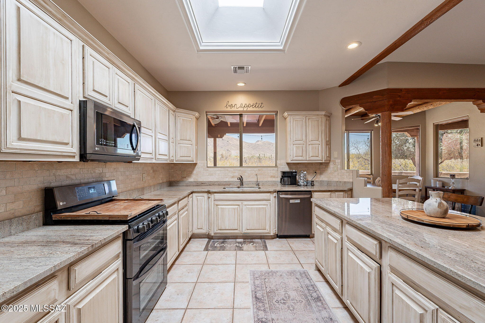 9840 E Vermillion Place