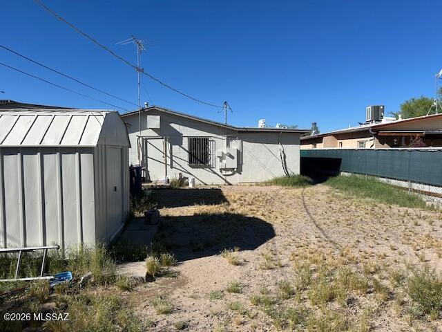 1527 W Niagara Street