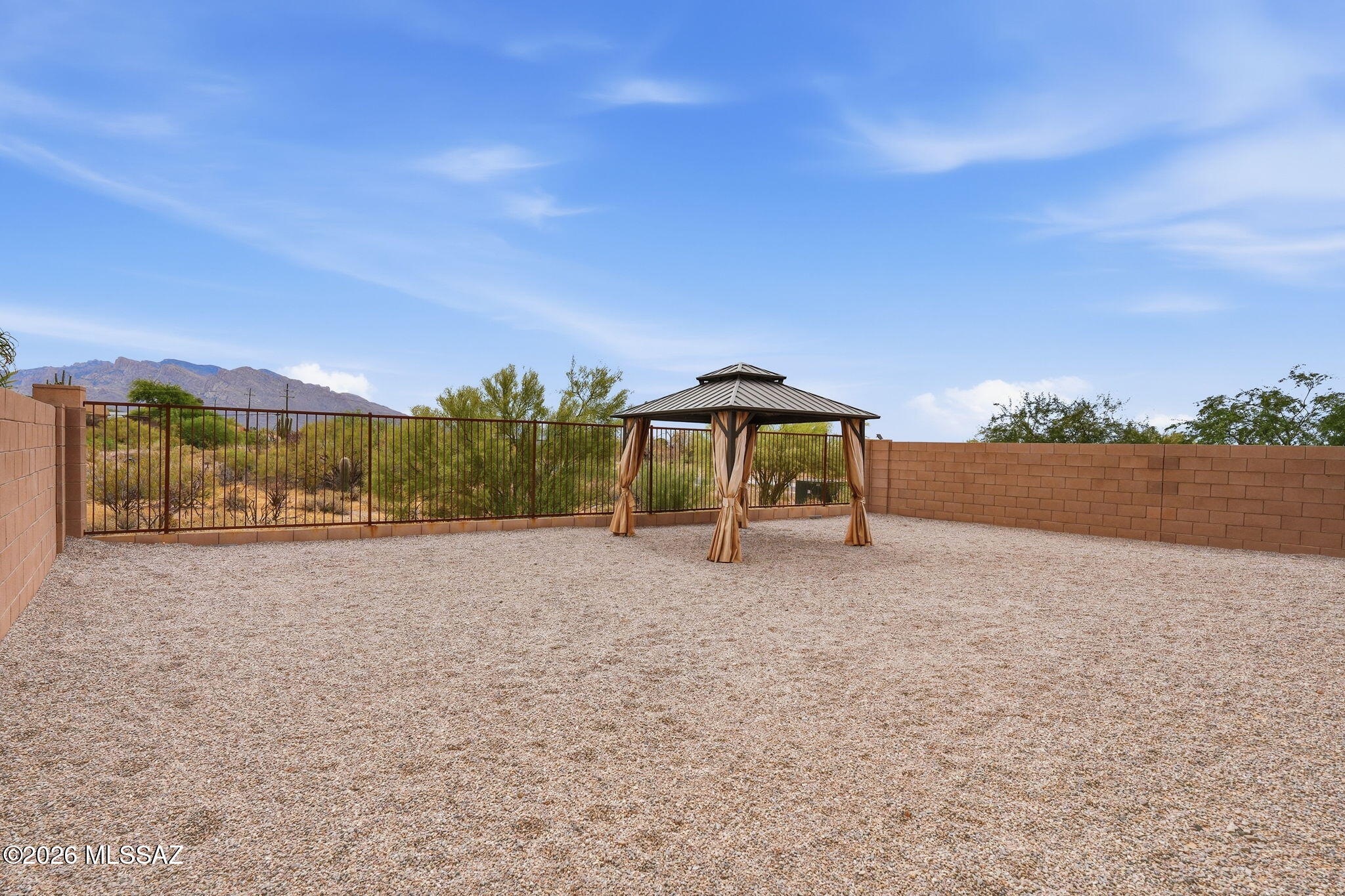 2989 W Willow Moon Trail