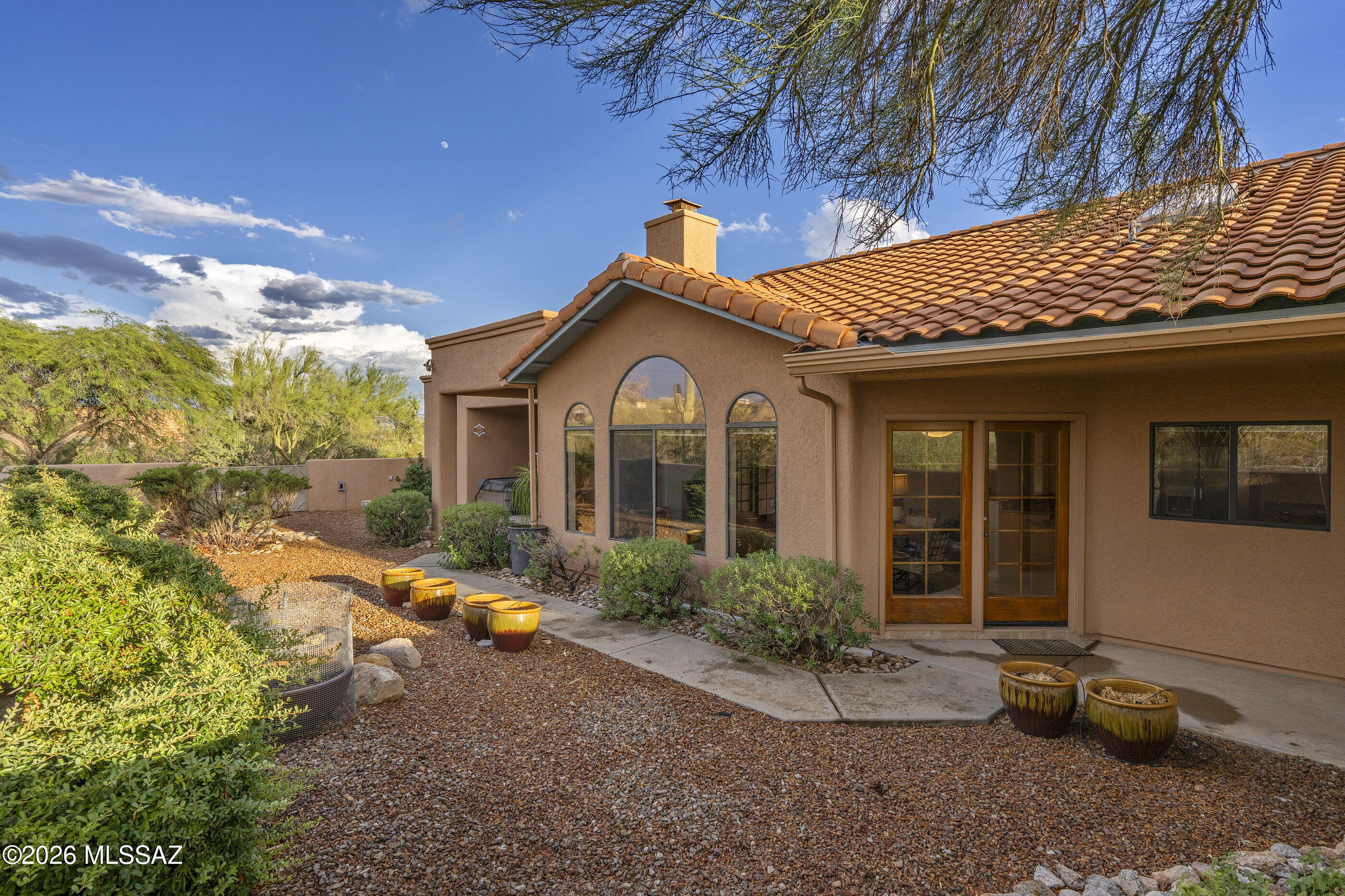4310 N Camino Arco
