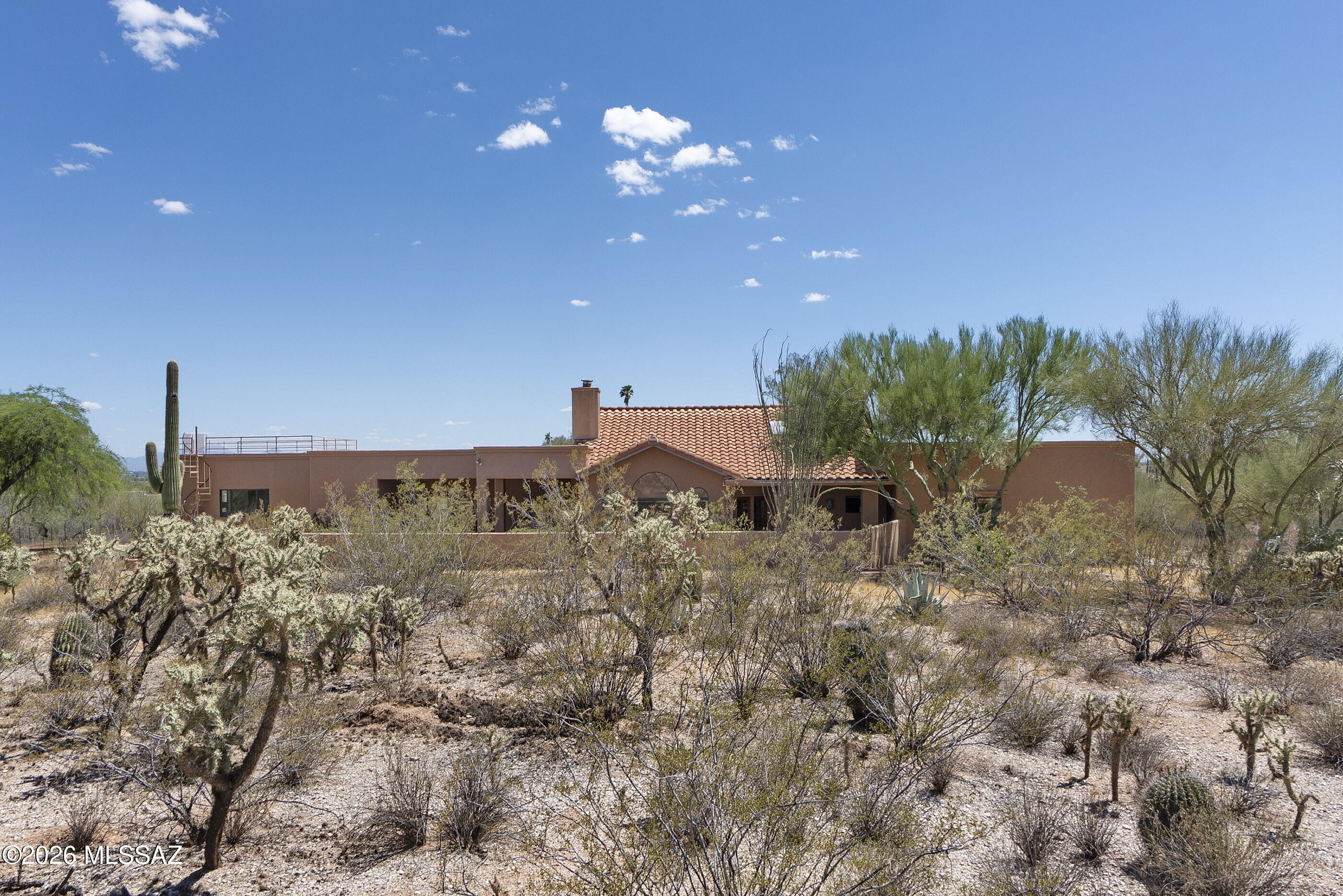 4310 N Camino Arco