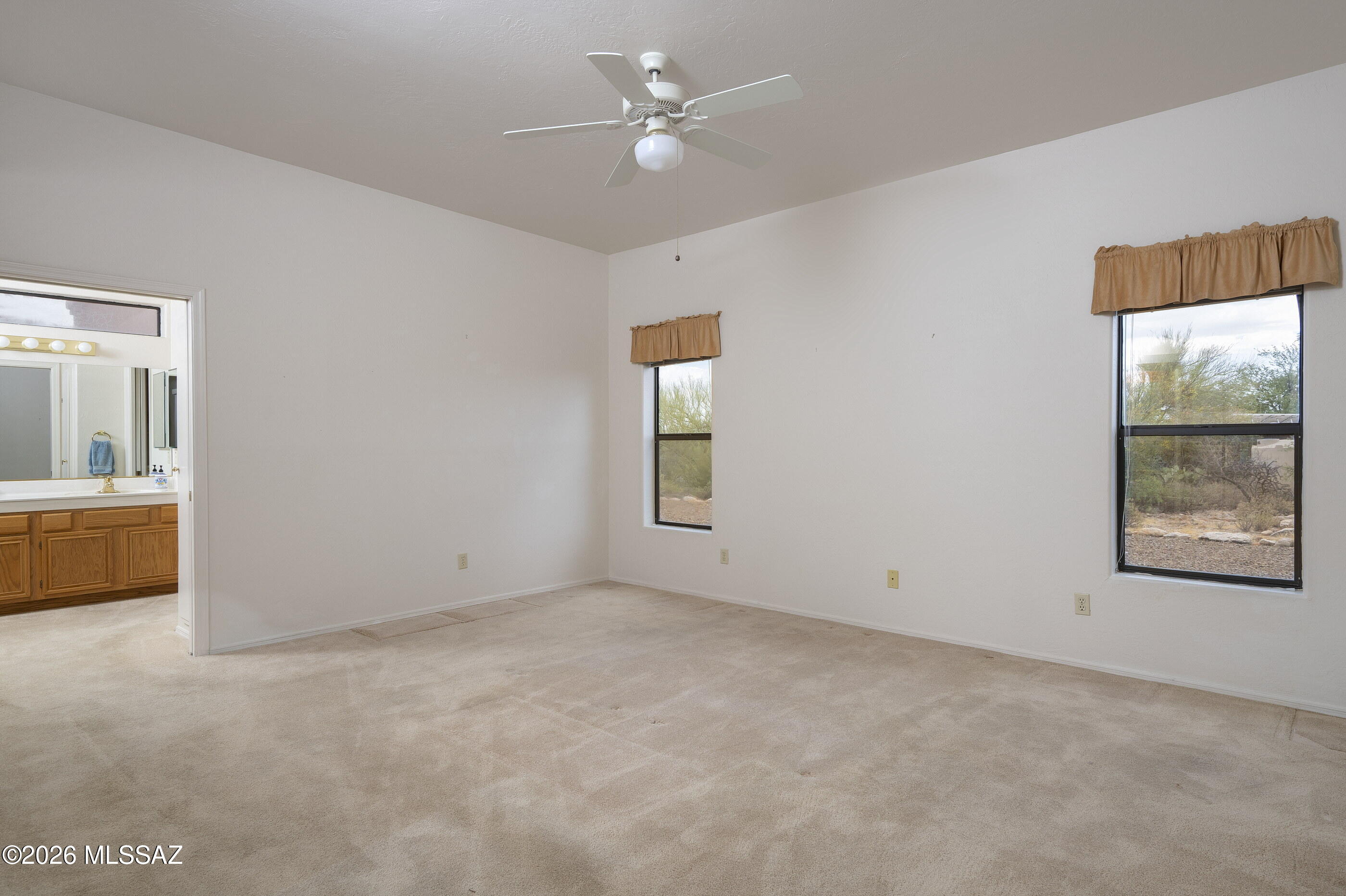 4310 N Camino Arco