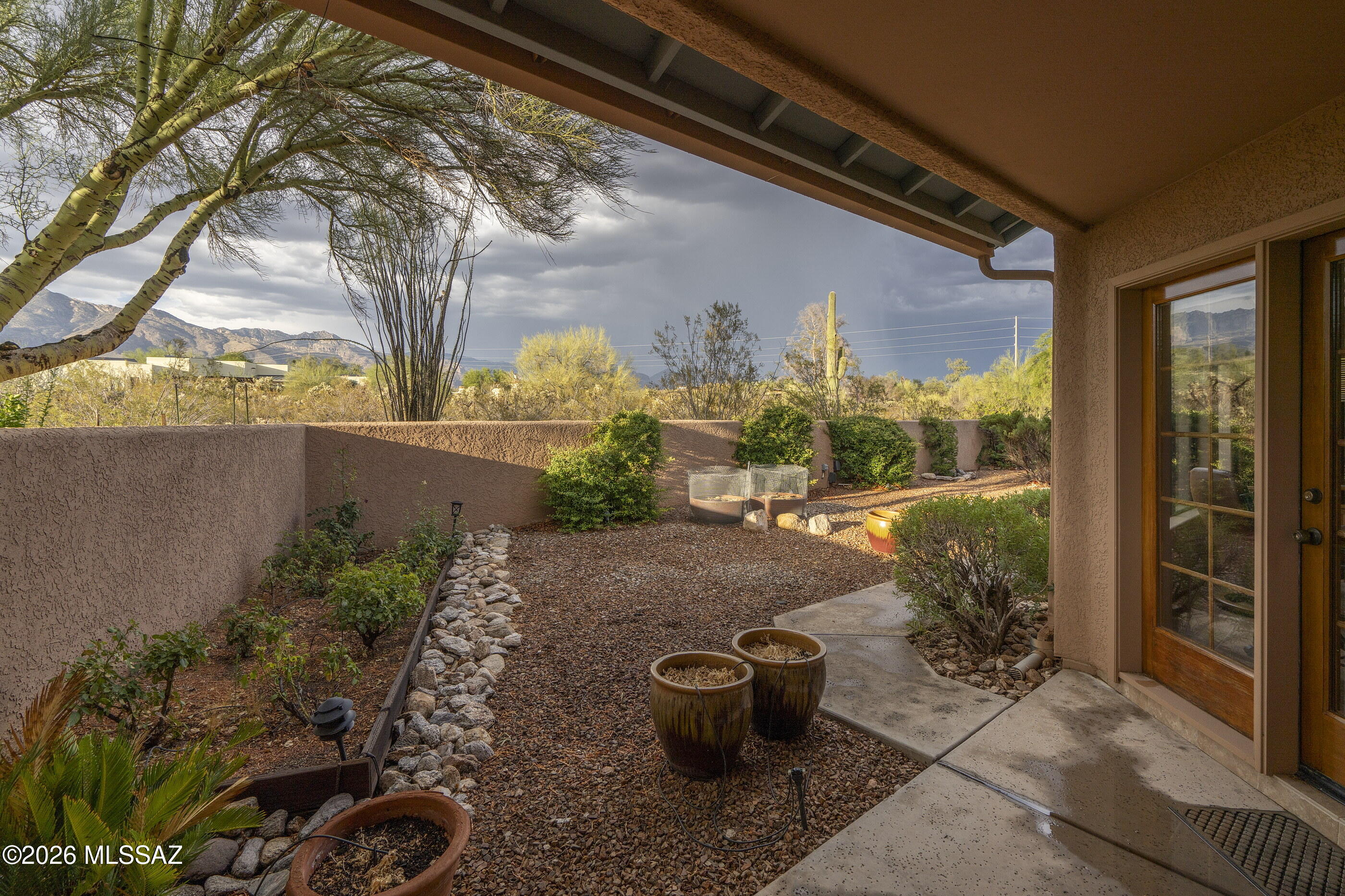 4310 N Camino Arco