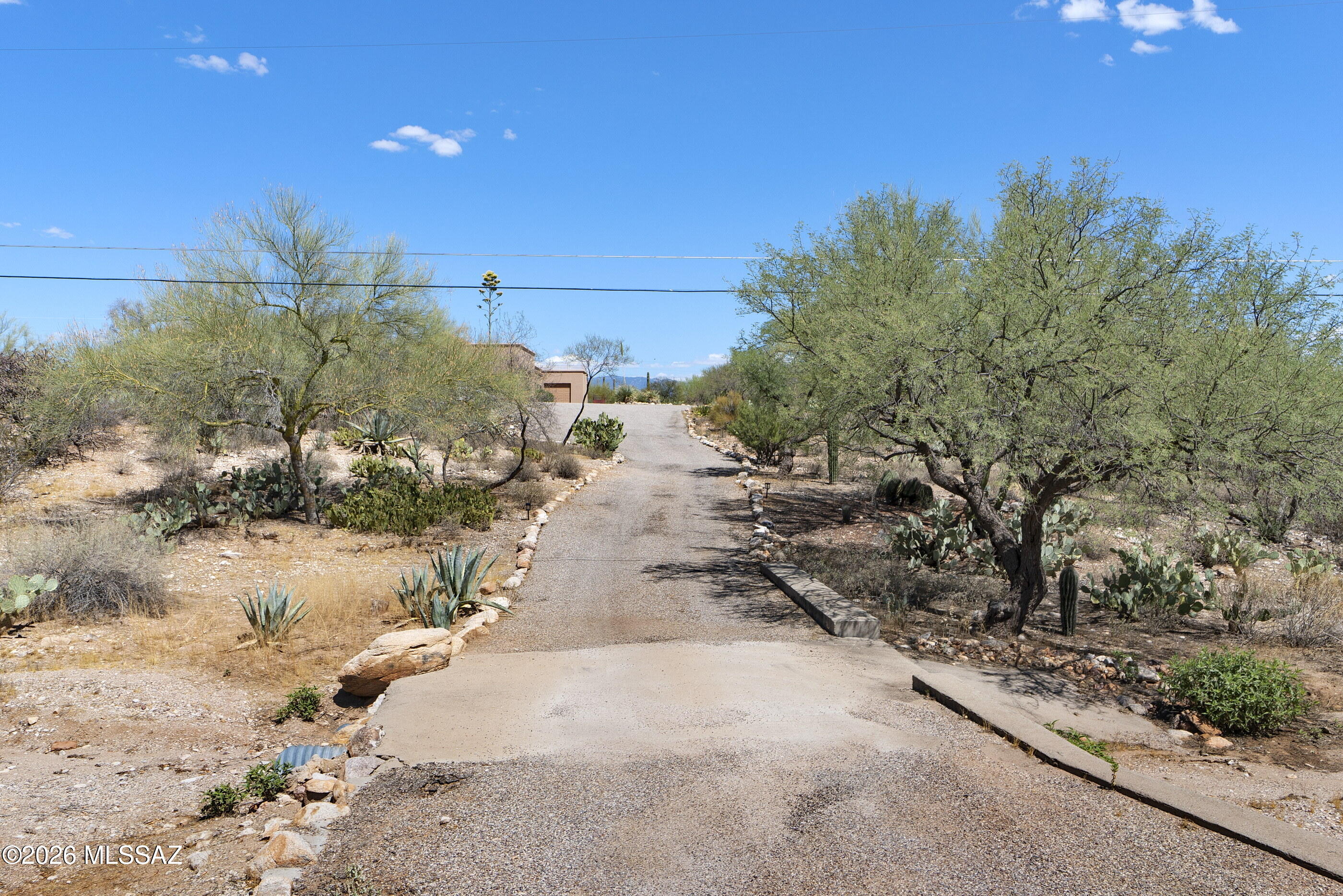 4310 N Camino Arco