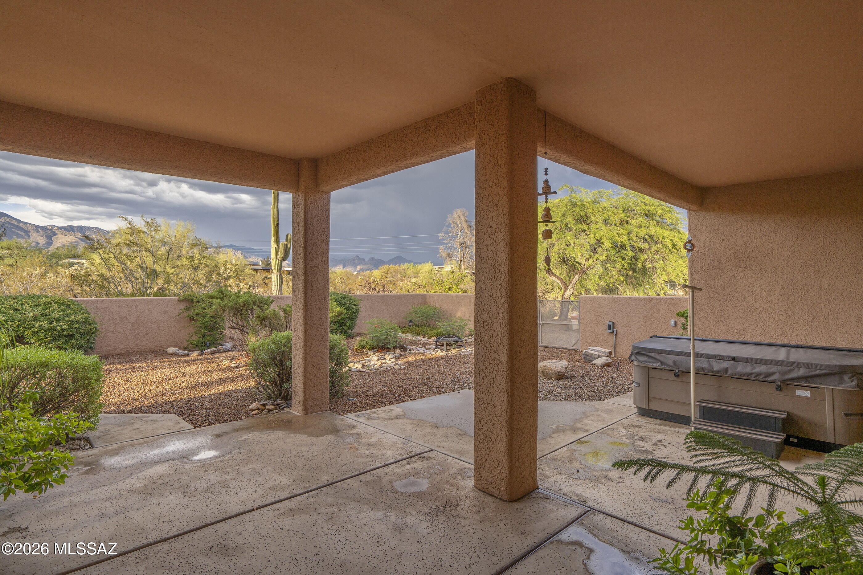 4310 N Camino Arco