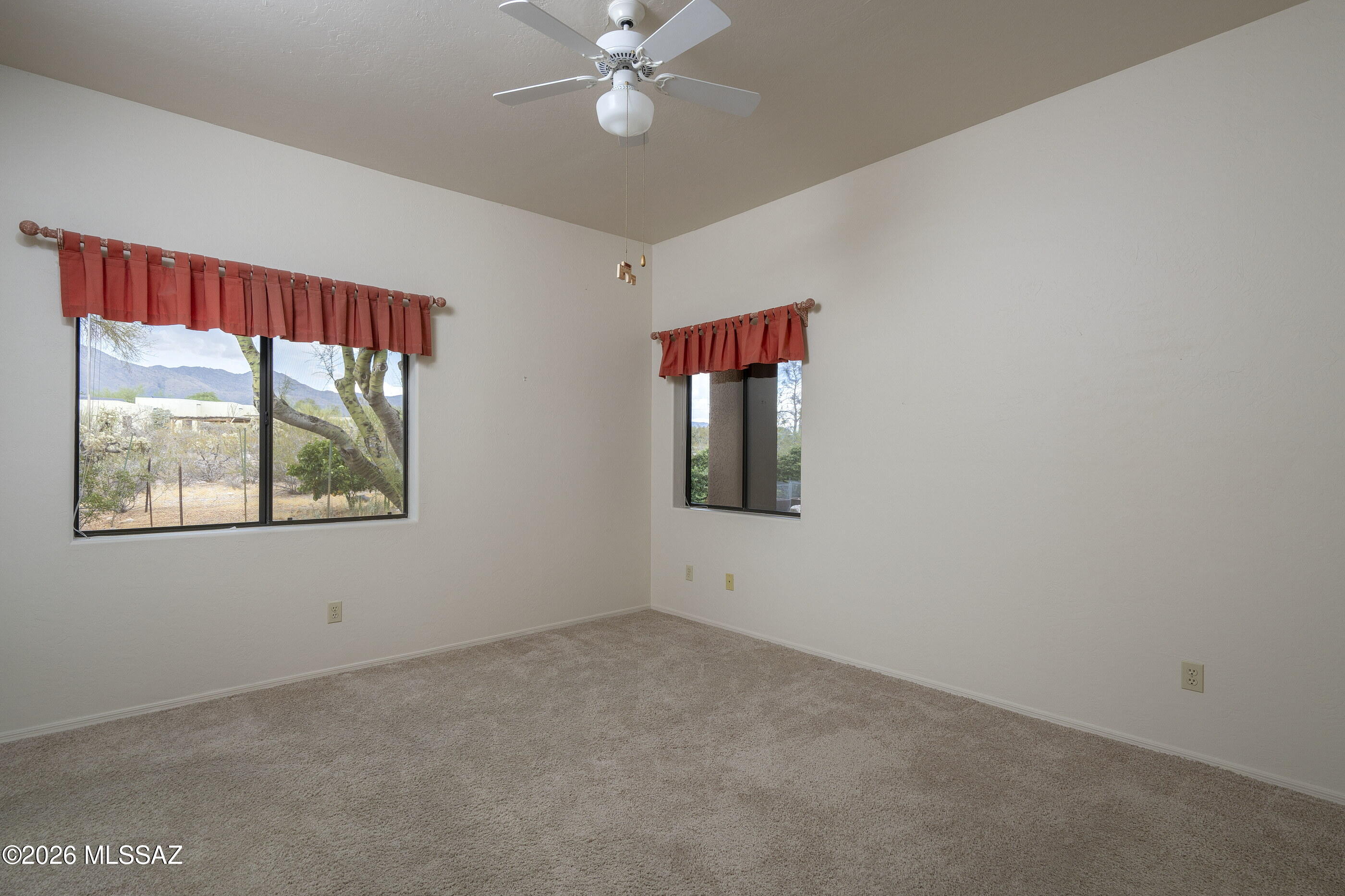 4310 N Camino Arco