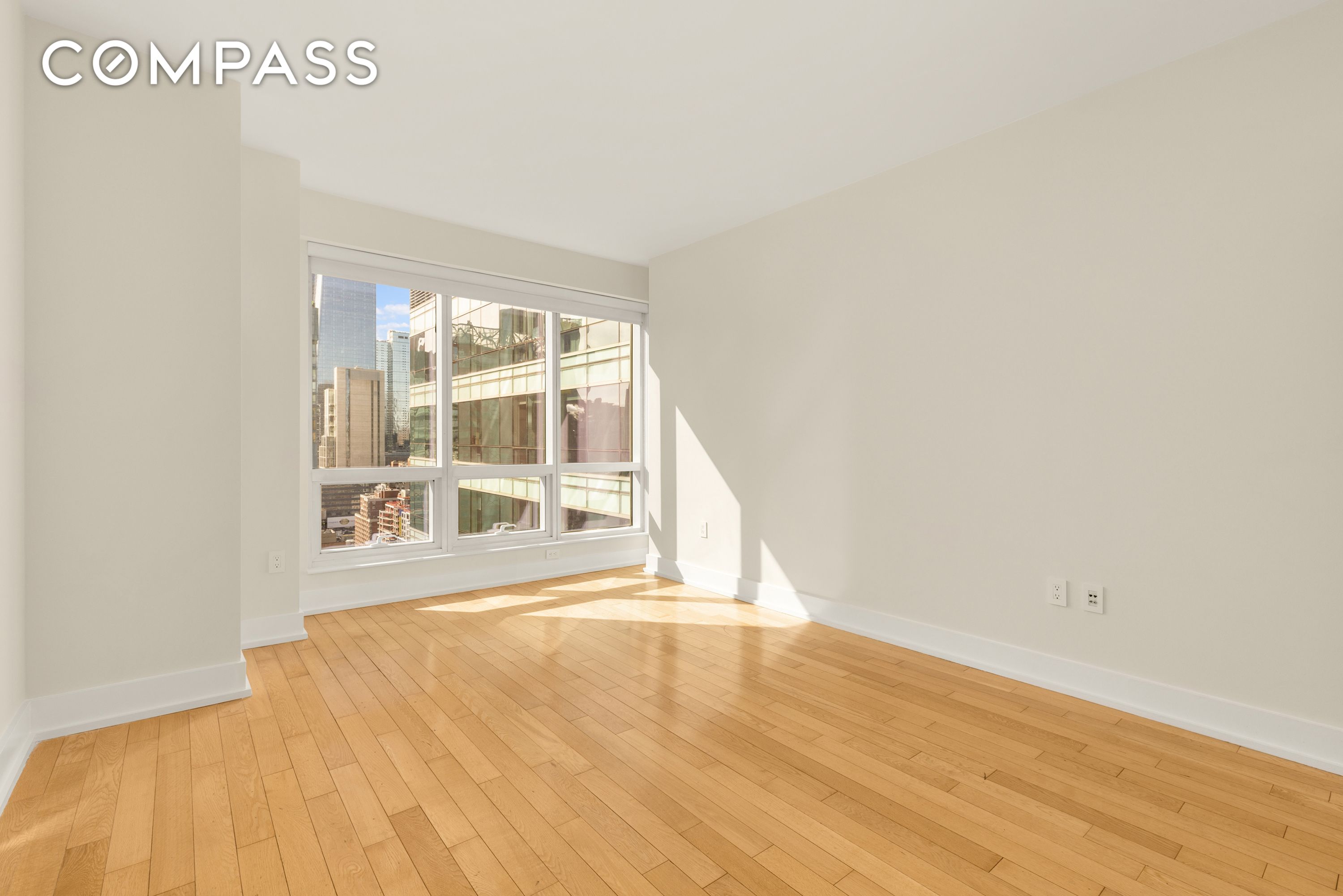 350 W 42nd Street 26G