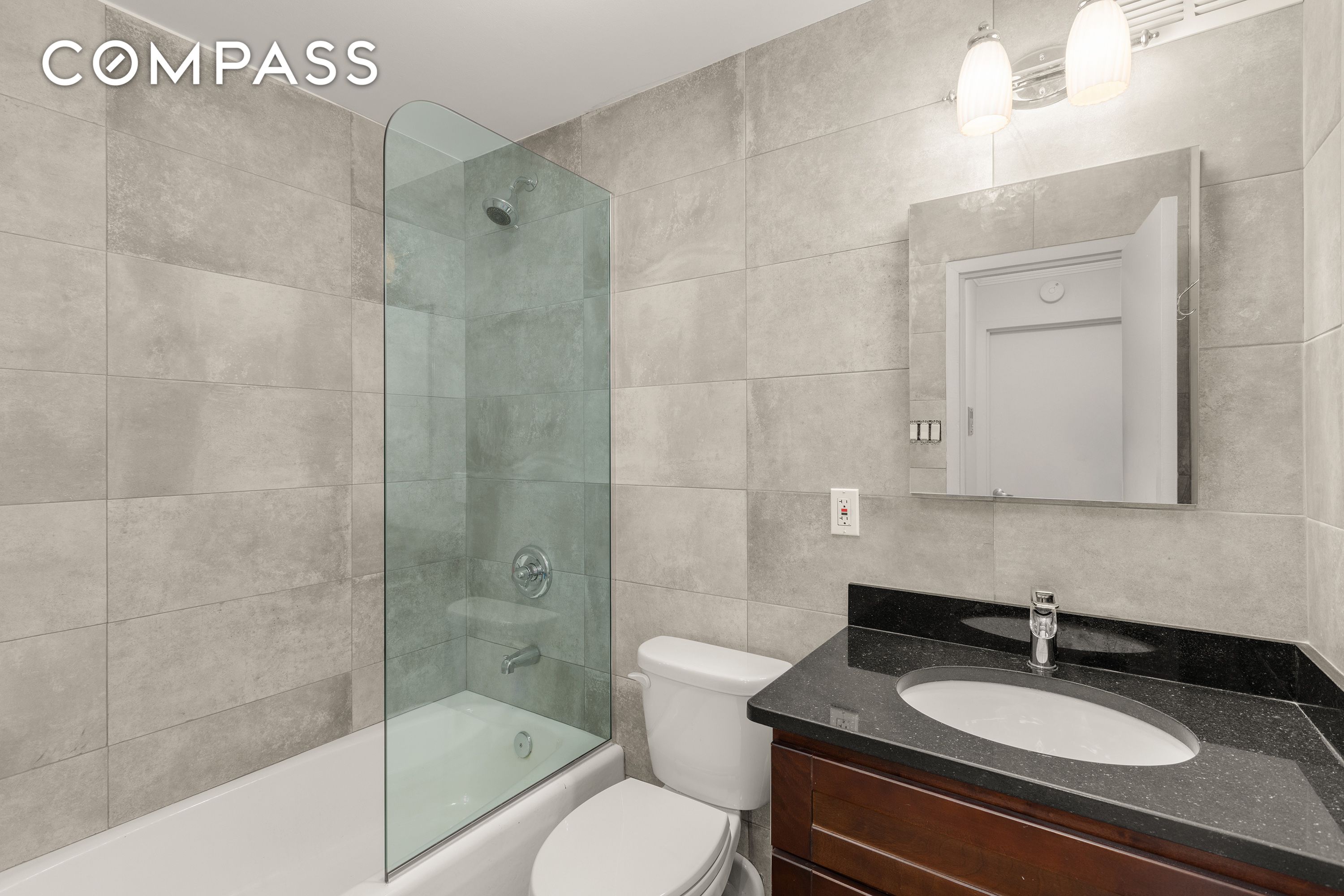 7 E 35th Street 2E
