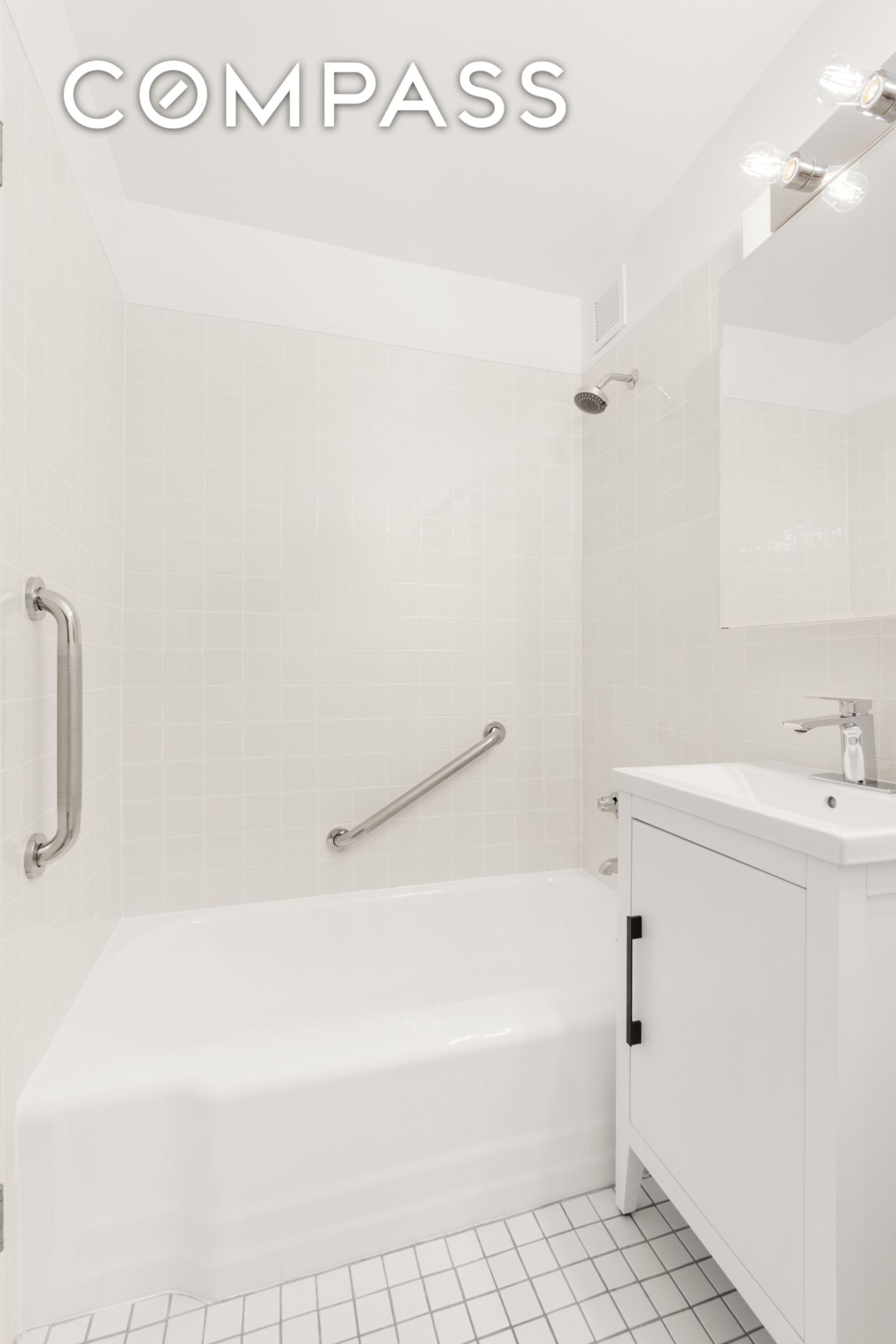 520 E 72nd Street 10H