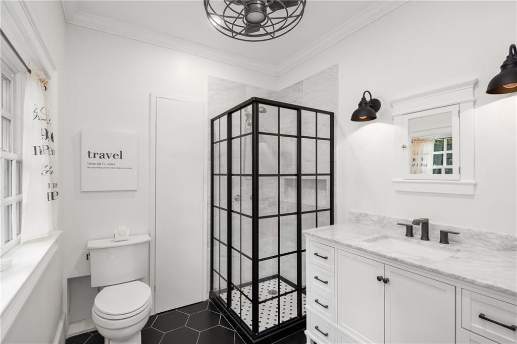 1064 Glenwood Avenue SE